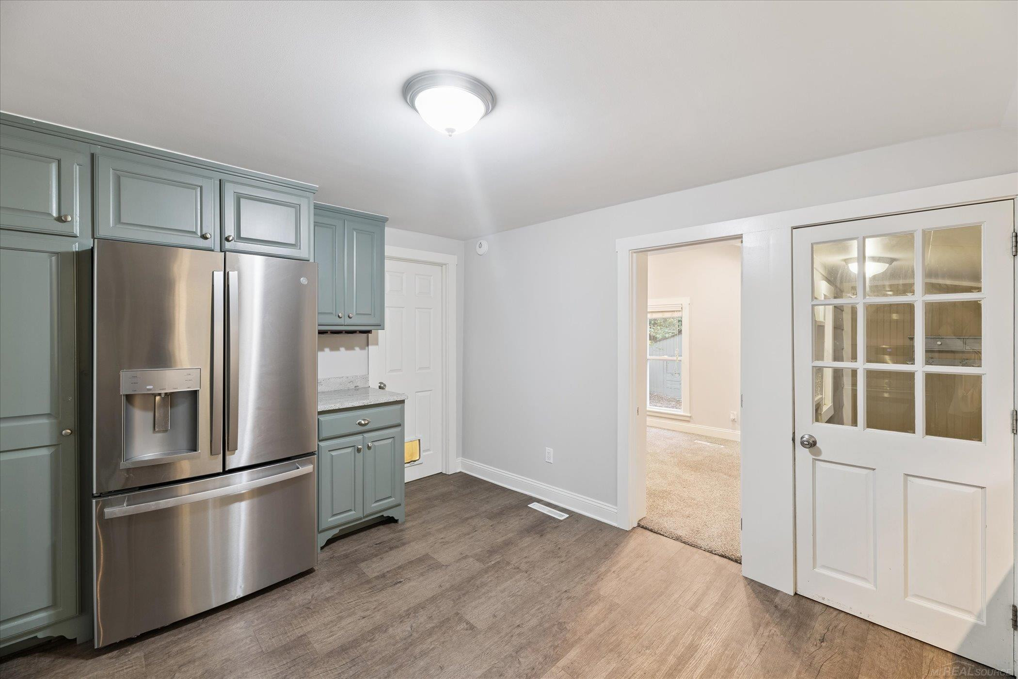 519 S Main Street, Milford, MI 48381 — Photo 22