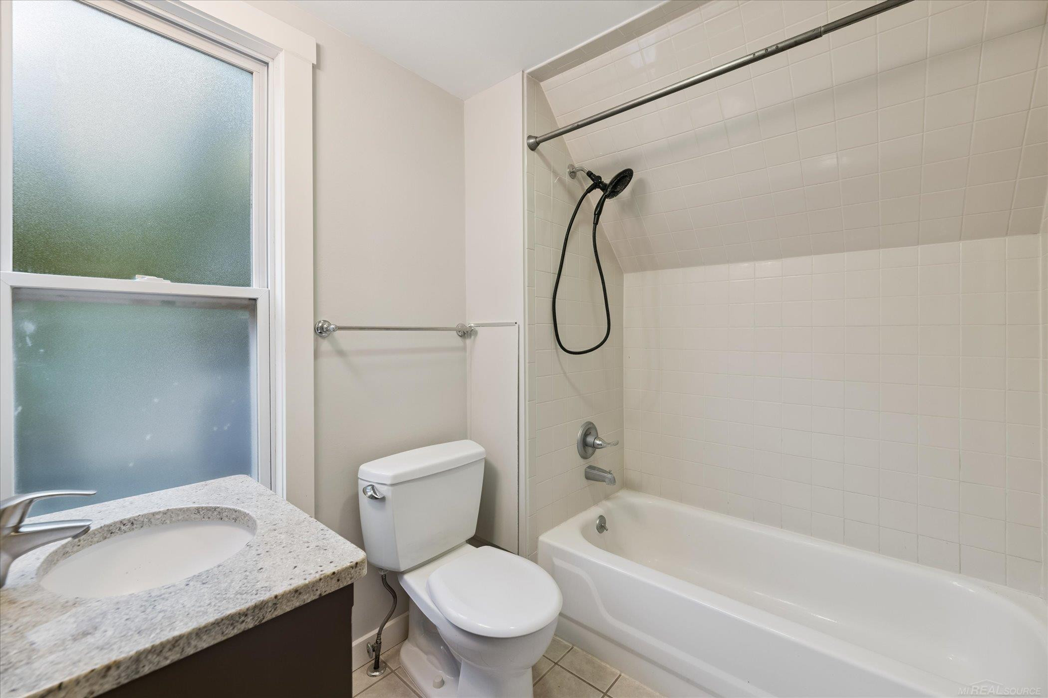 519 S Main Street, Milford, MI 48381 — Photo 28