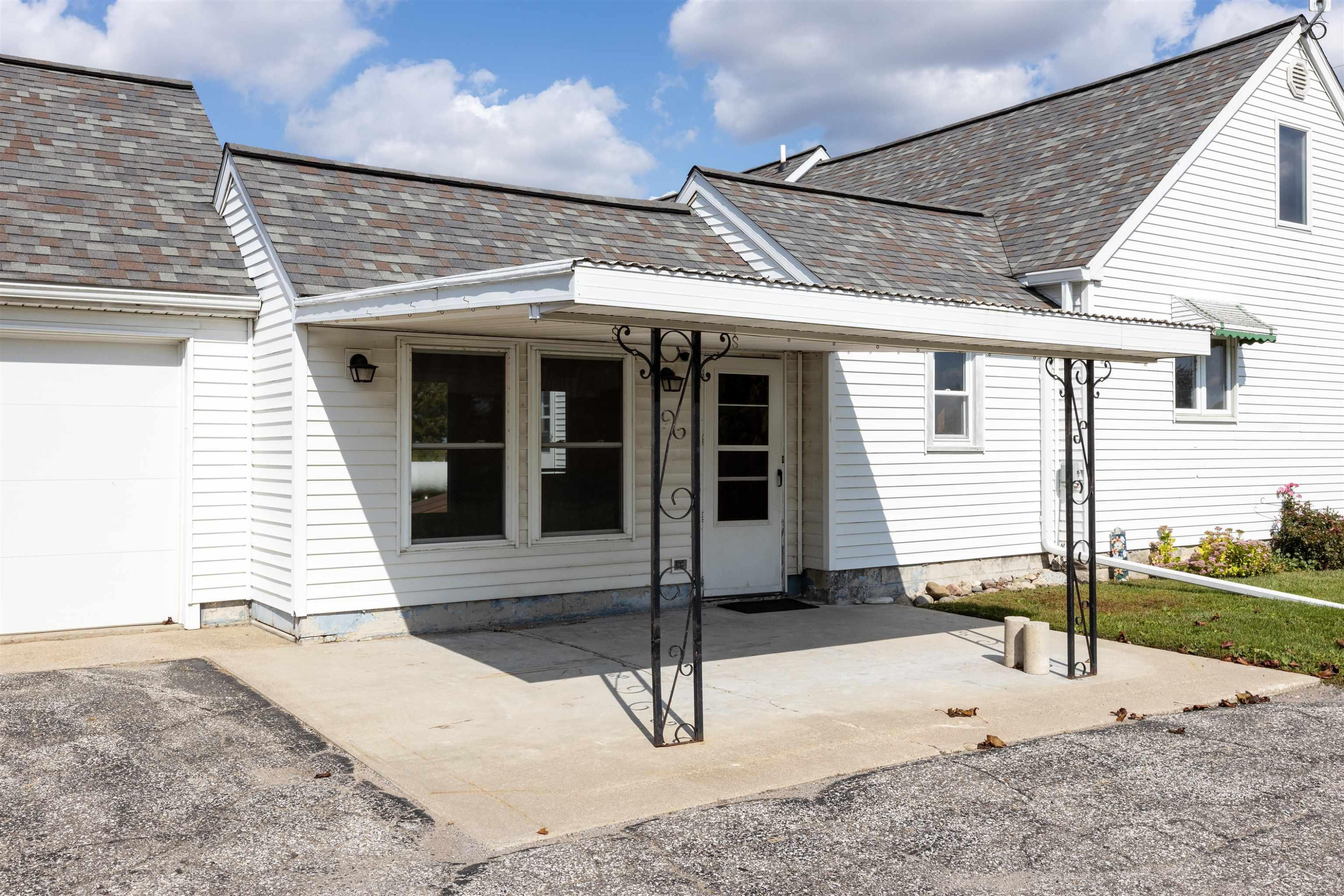 9325 HOSPITAL Road, Freeland, MI 48623 — Photo 7