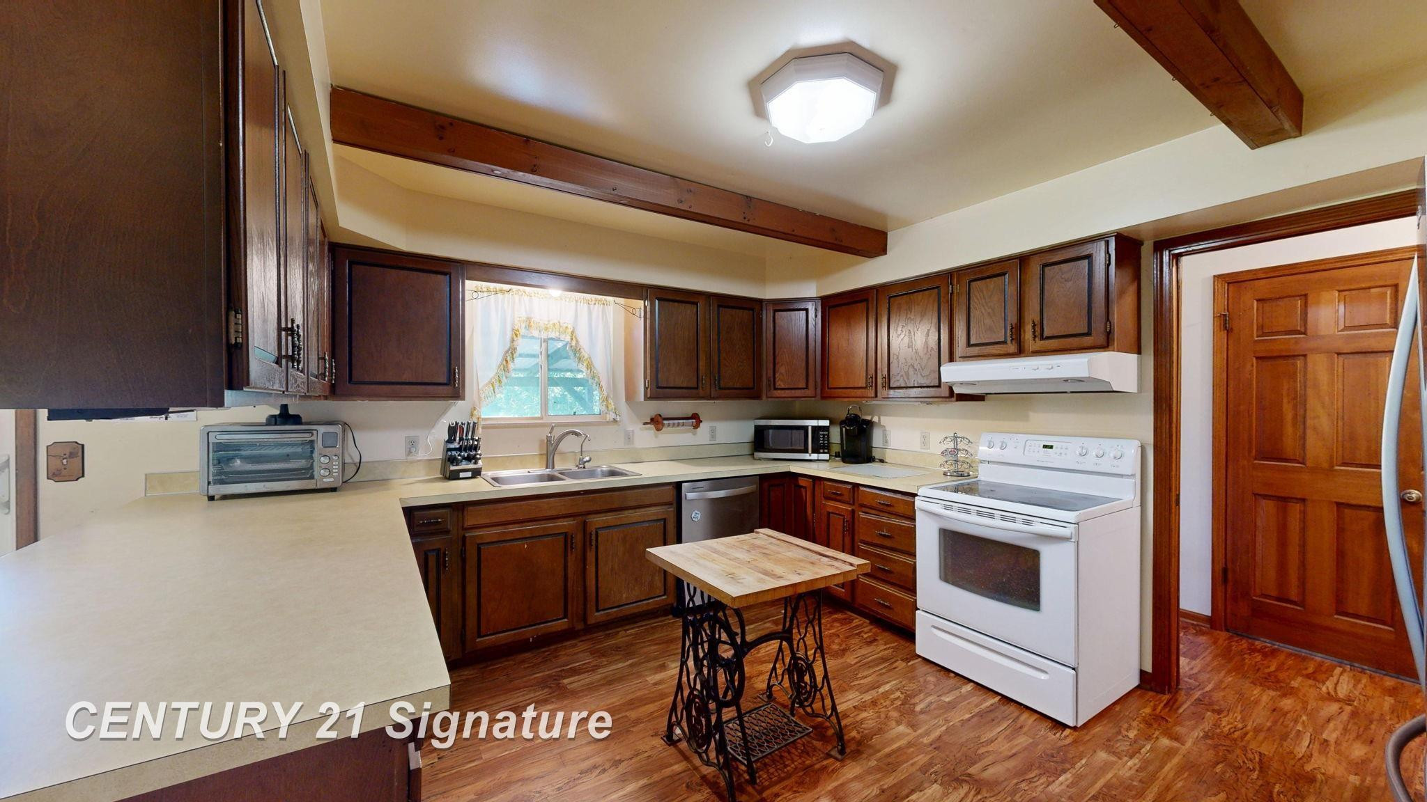 9196 N Gale Road, Otisville, MI 48463 — Photo 10