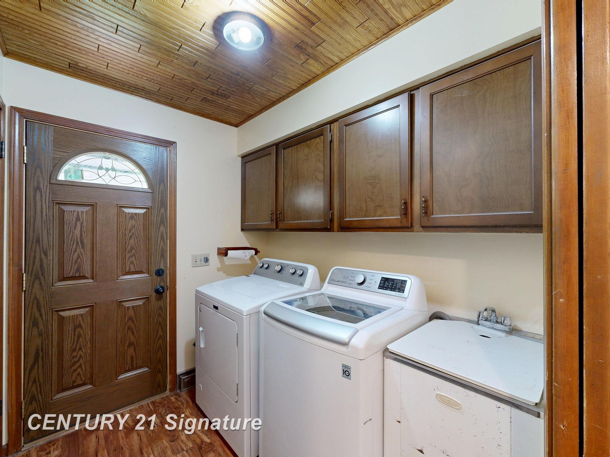 9196 N Gale Road, Otisville, MI 48463 — Photo 23