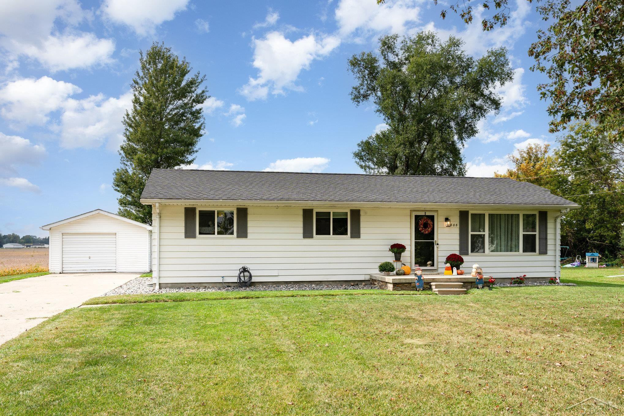 4888 Cole Rd Road, Saginaw, MI 48601 — Photo 2