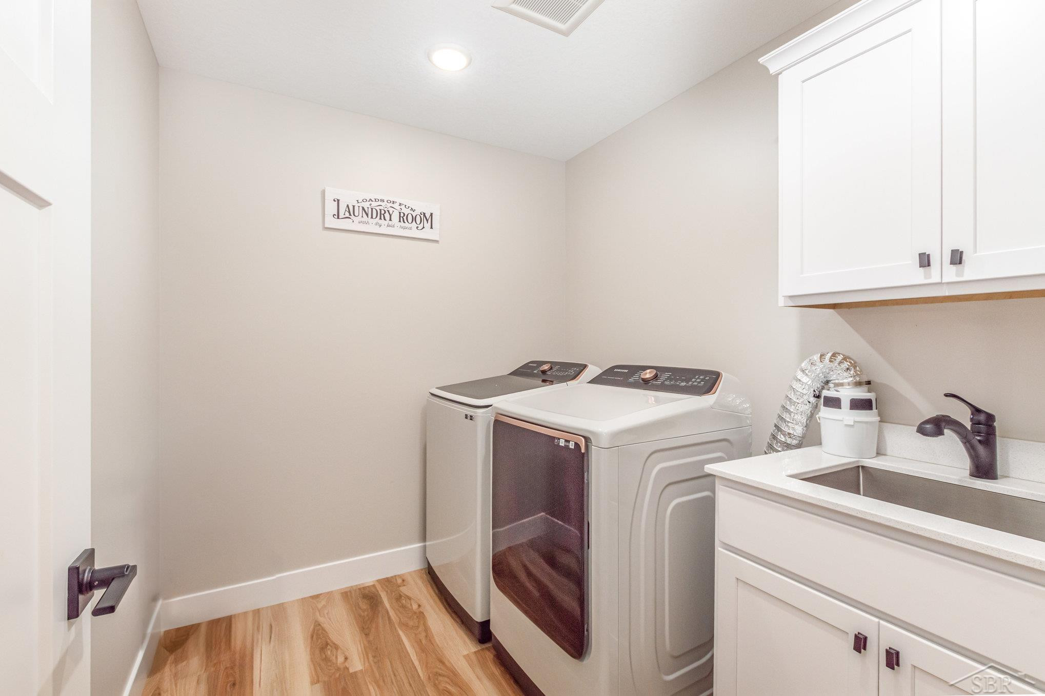 10450 Laurel Woods Place, Freeland, MI 48623 — Photo 10
