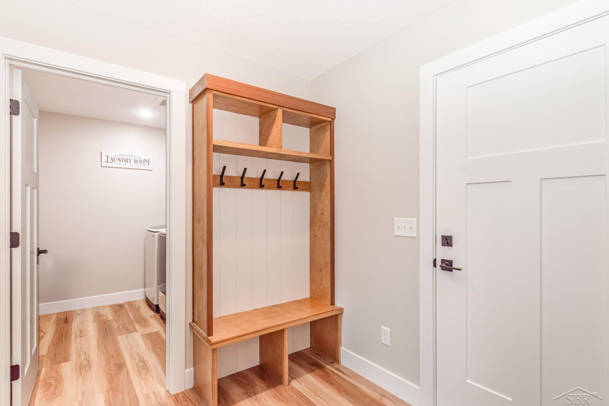 10450 Laurel Woods Place, Freeland, MI 48623 — Photo 11
