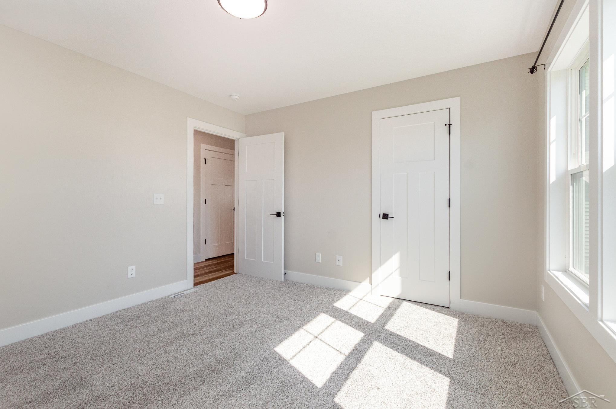 10450 Laurel Woods Place, Freeland, MI 48623 — Photo 17