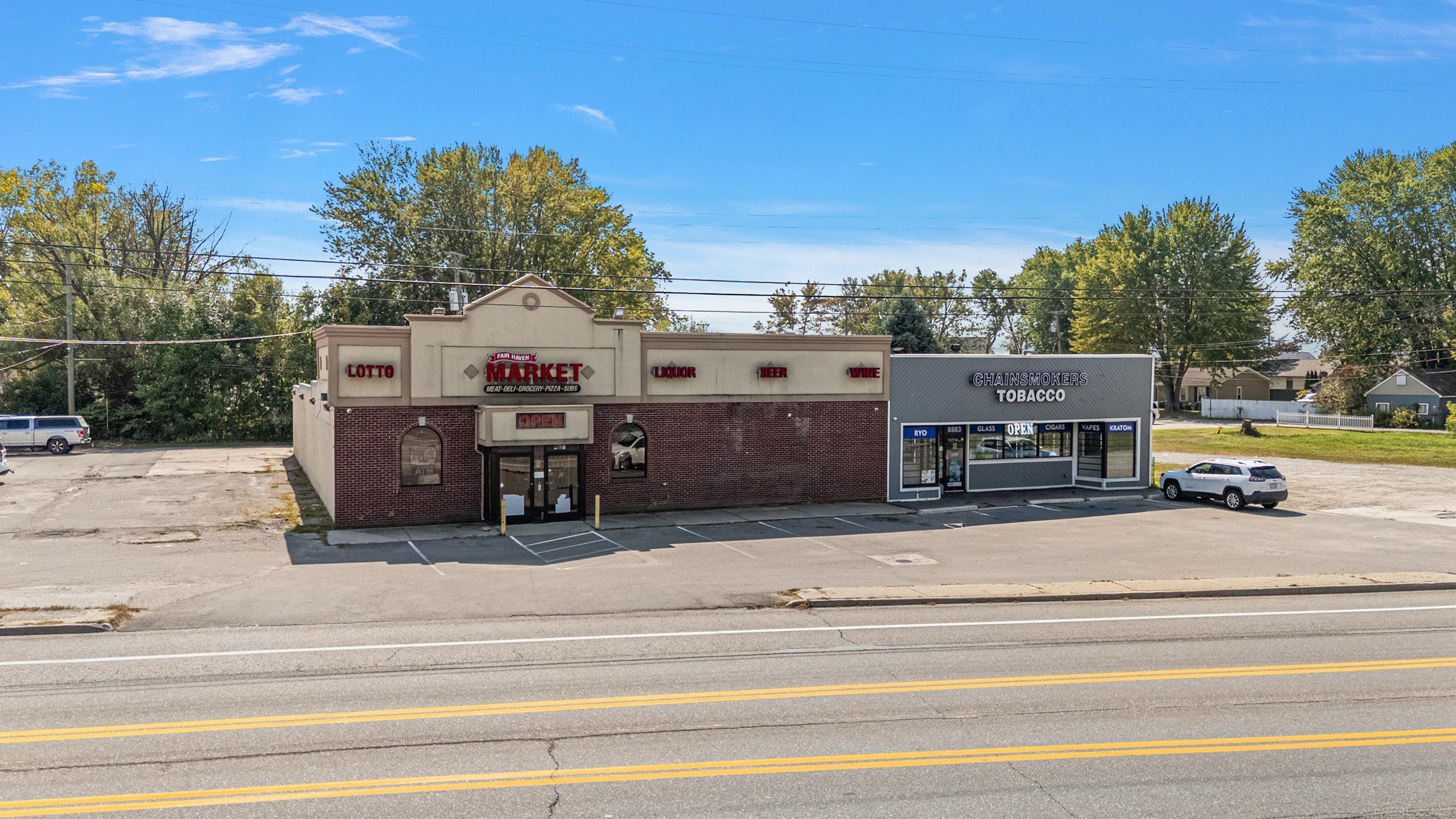 8875 Dixie Highway, MI — Photo 2