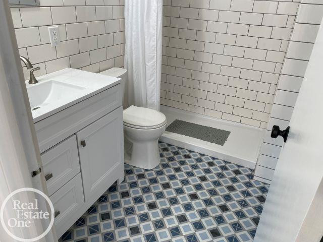 6125 Wildrose Lane, MI 48059 — Photo 20