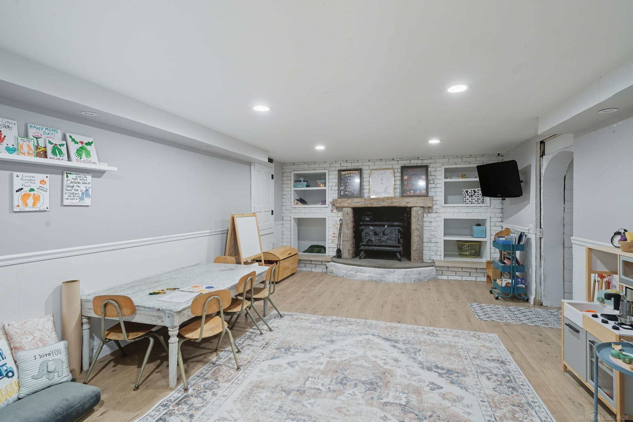6206 Gratiot Avenue, MI 48079 — Photo 27
