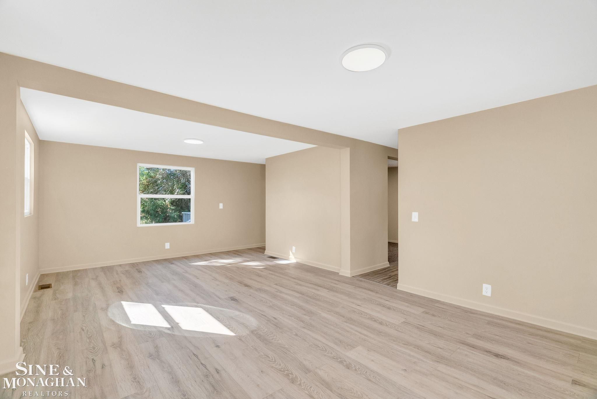 4091 E Sheldon Road, MI 48419 — Photo 7