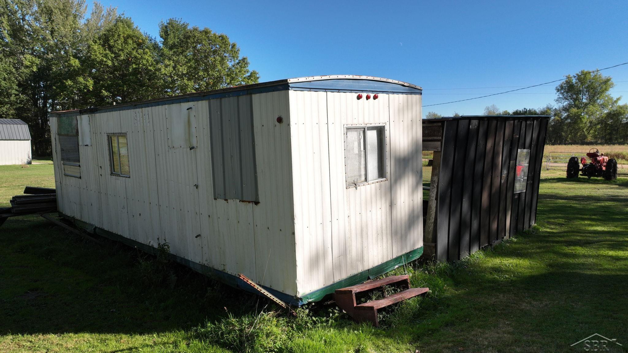 4596 W Gordonville Road, Shepherd, MI 48883 — Photo 10