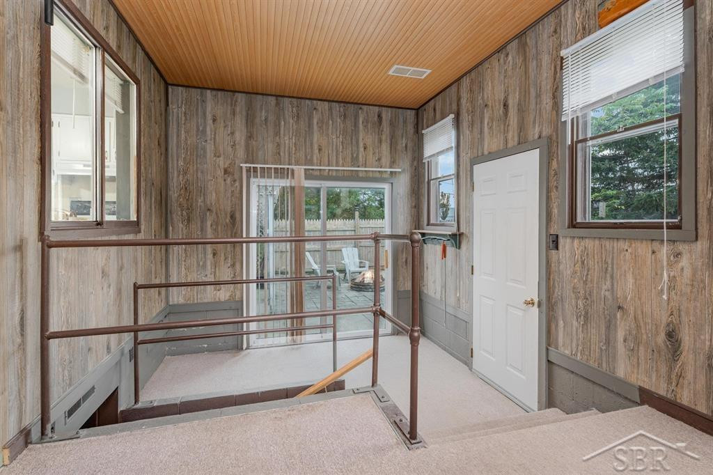 1956 Belmont Drive, Mount Pleasant, MI 48858 — Photo 13