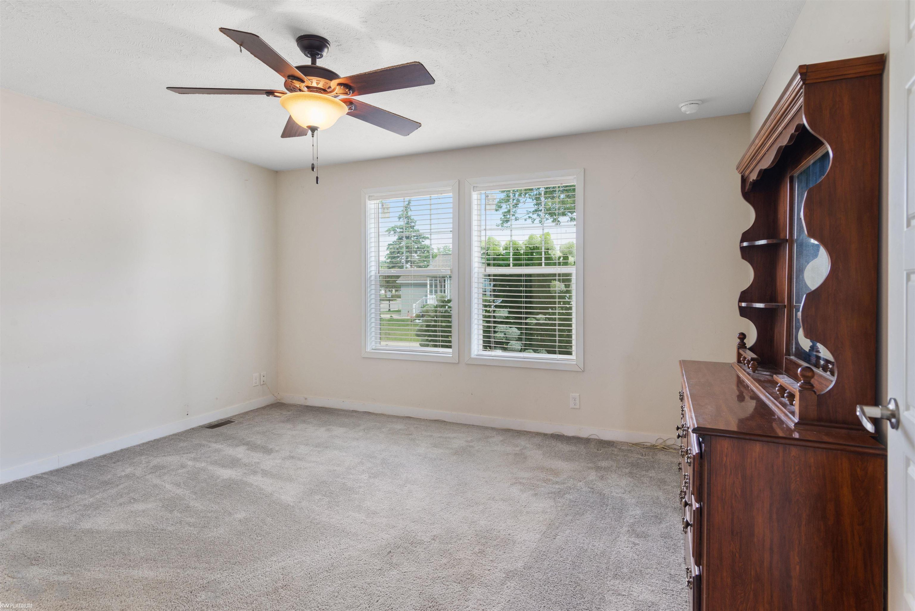 10364 Bonaparte Court, MI — Photo 9