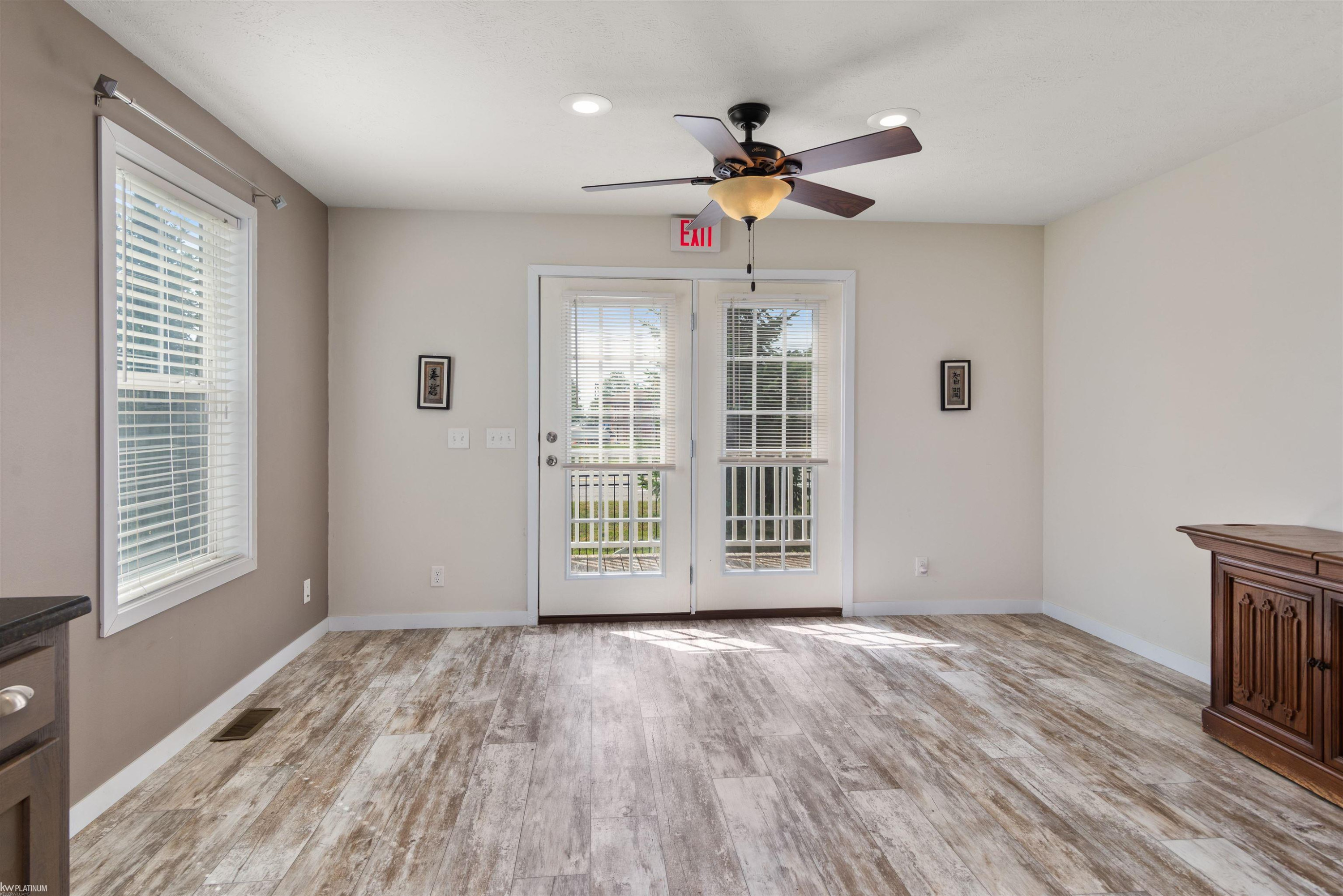 10364 Bonaparte Court, MI — Photo 21