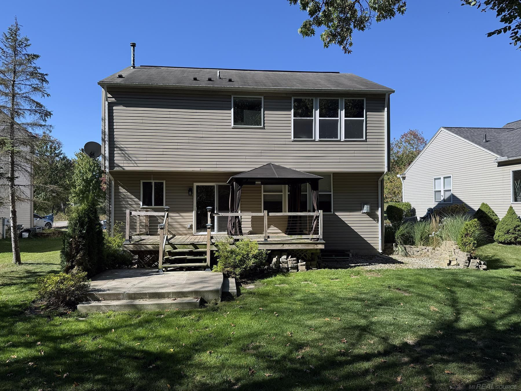 810 Canyon Creek Drive, Holly, MI 48442 — Photo 2