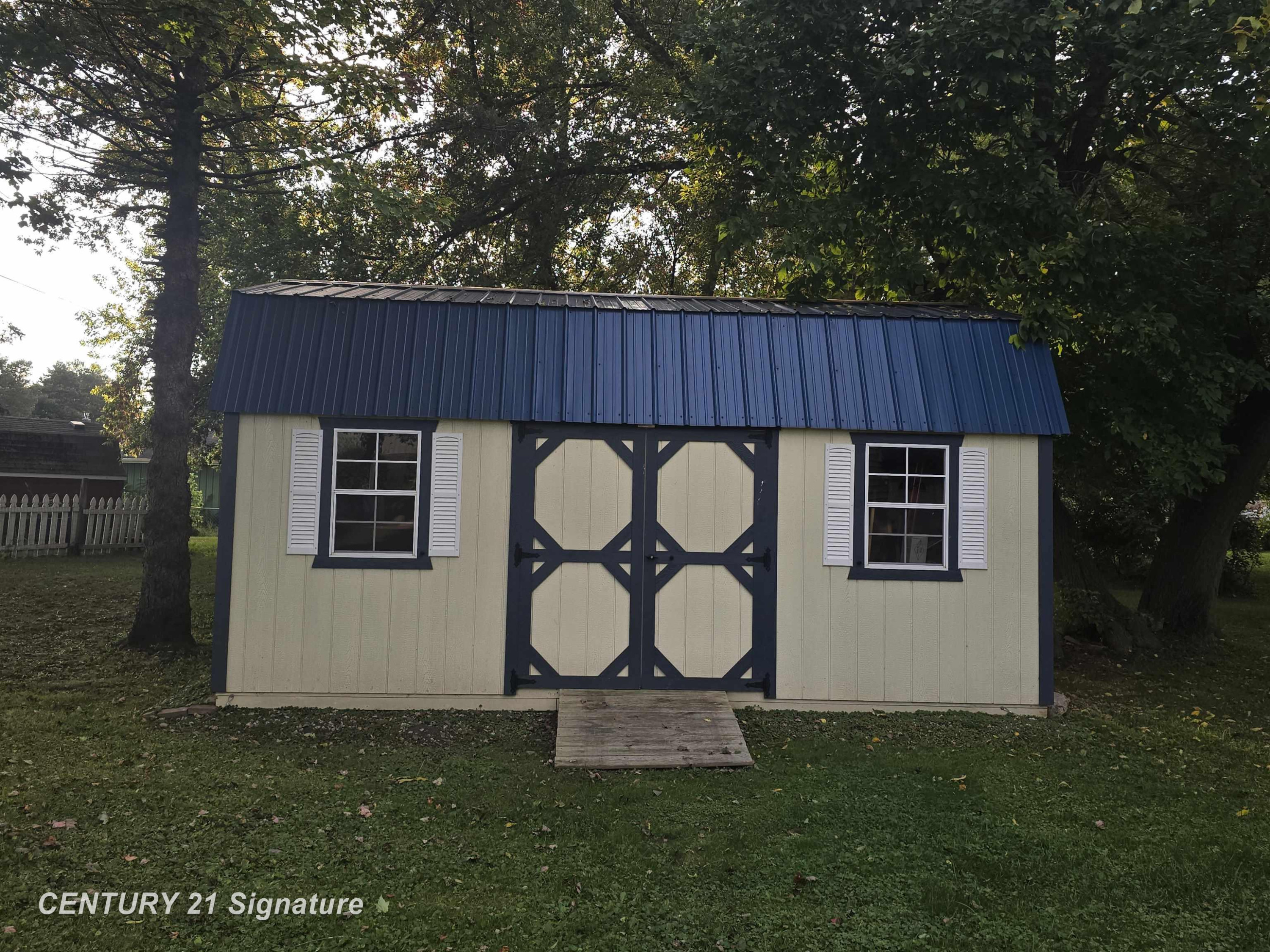 244 S Sherman Street, Vassar, MI 48768 — Photo 6