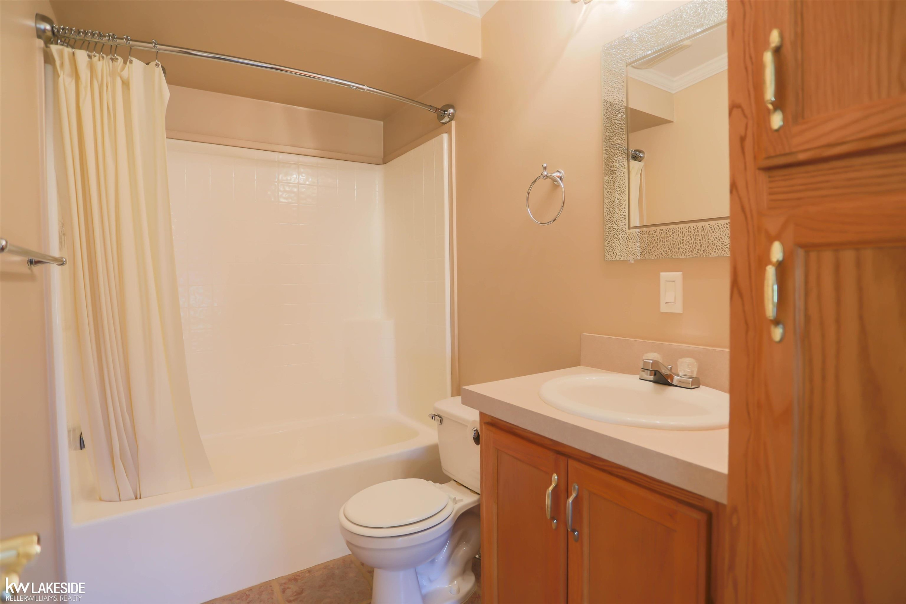 70107 Wolcott Road, MI — Photo 14