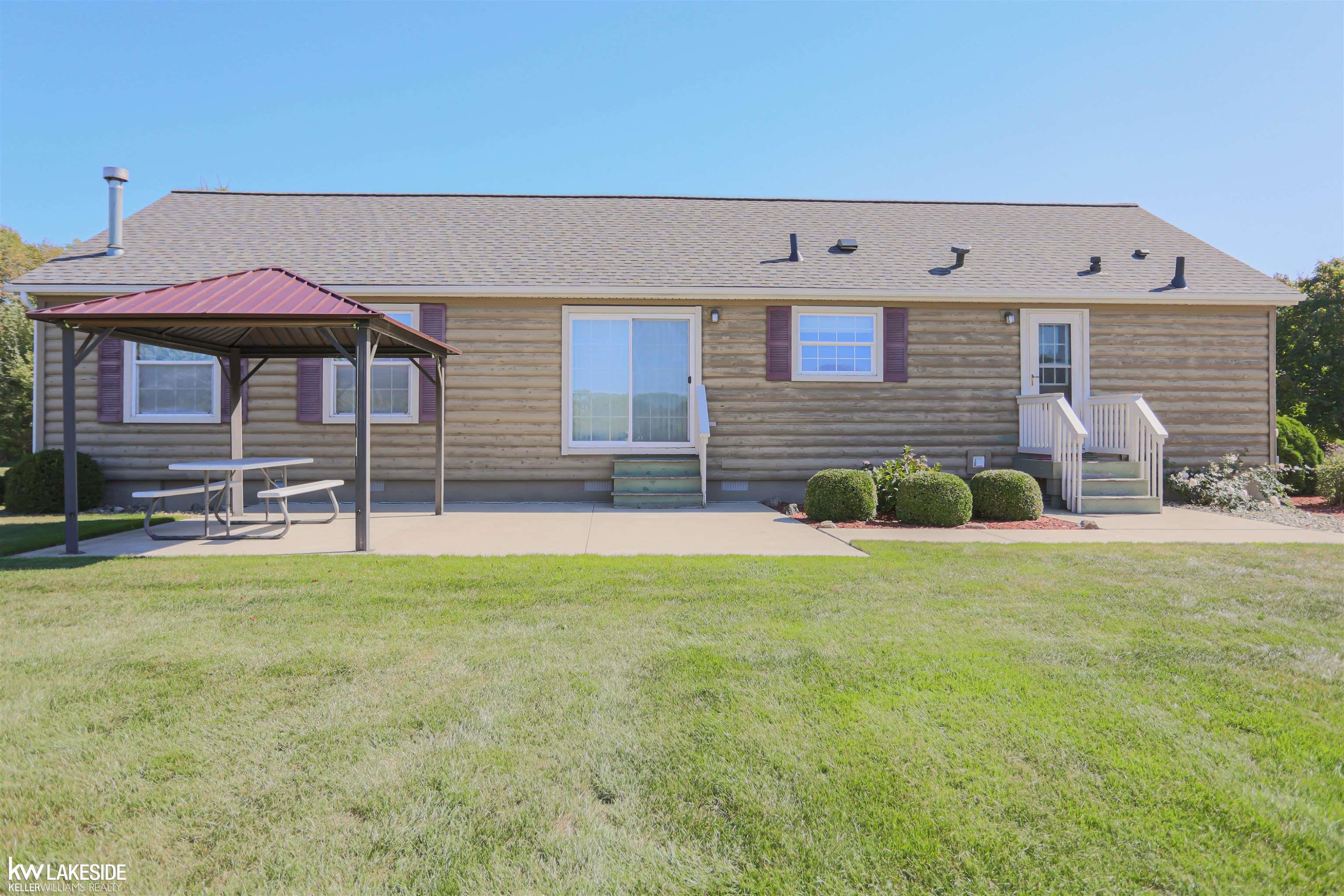 70107 Wolcott Road, MI — Photo 30