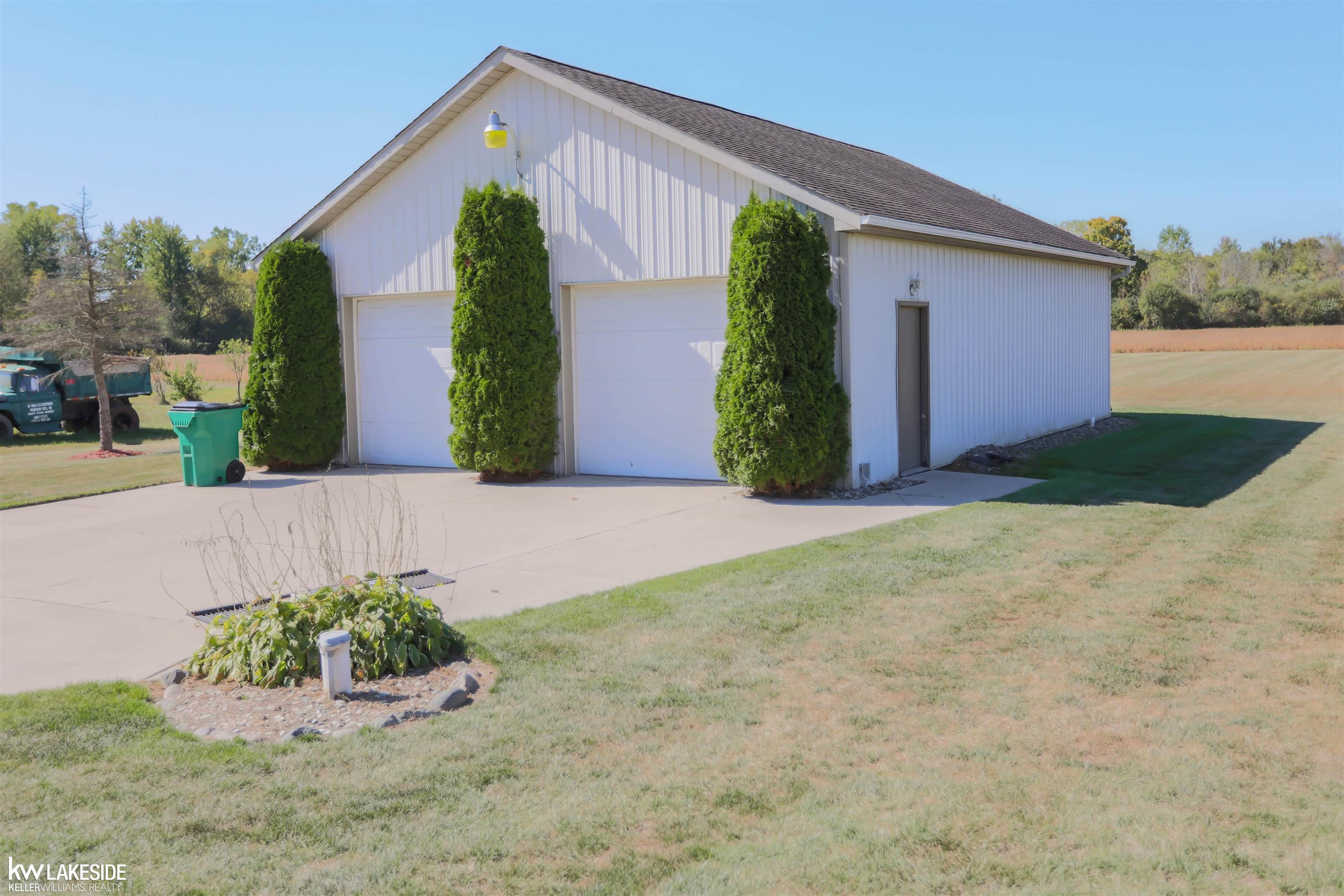 70107 Wolcott Road, MI — Photo 35