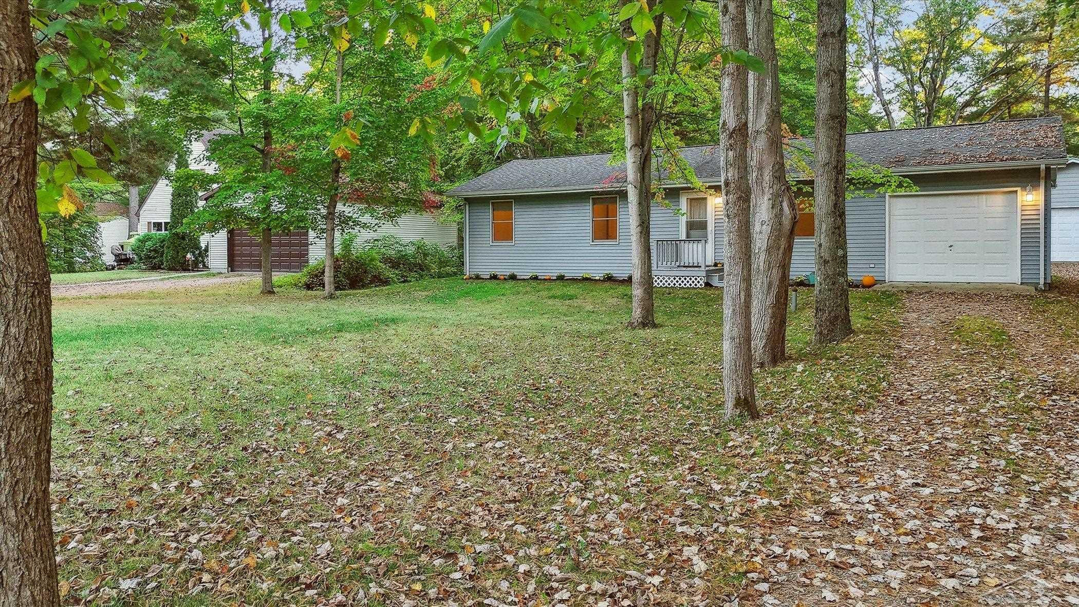 769 W Maplecrest Drive, Sanford, MI 48657 — Photo 29