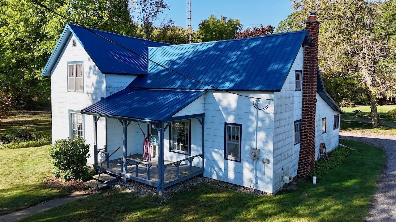 1017 N Line Street, Chesaning, MI 48616 — Photo 17