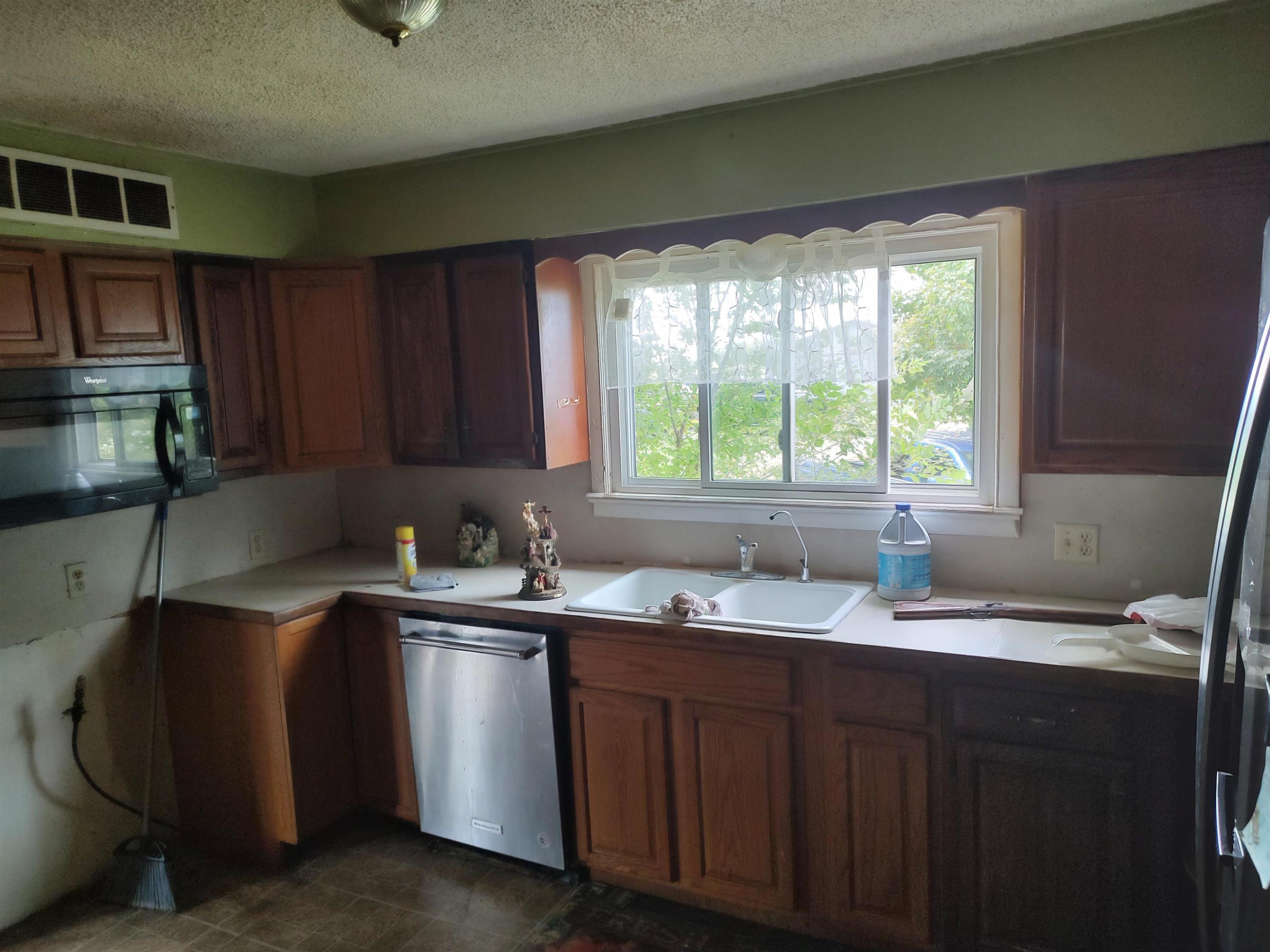 7426 E M21 Highway, Corunna, MI 48817 — Photo 12