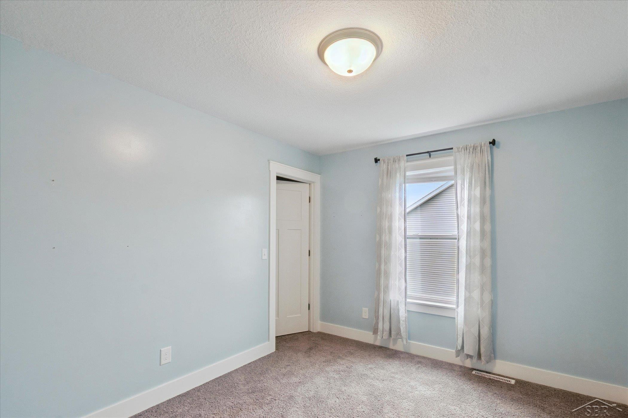 2011 Prairie Point Drive, Auburn, MI 48611 — Photo 22