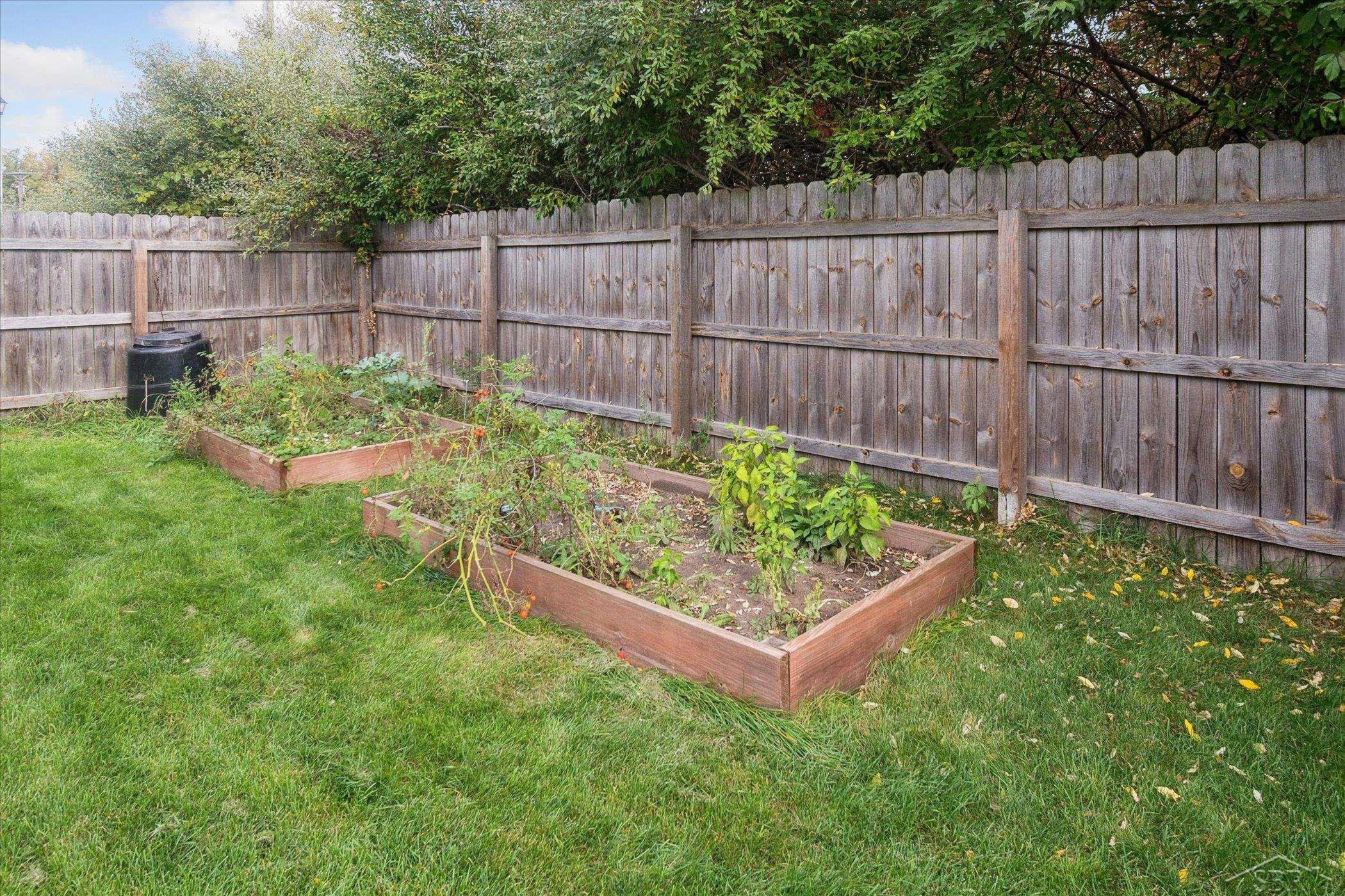 2011 Prairie Point Drive, Auburn, MI 48611 — Photo 34