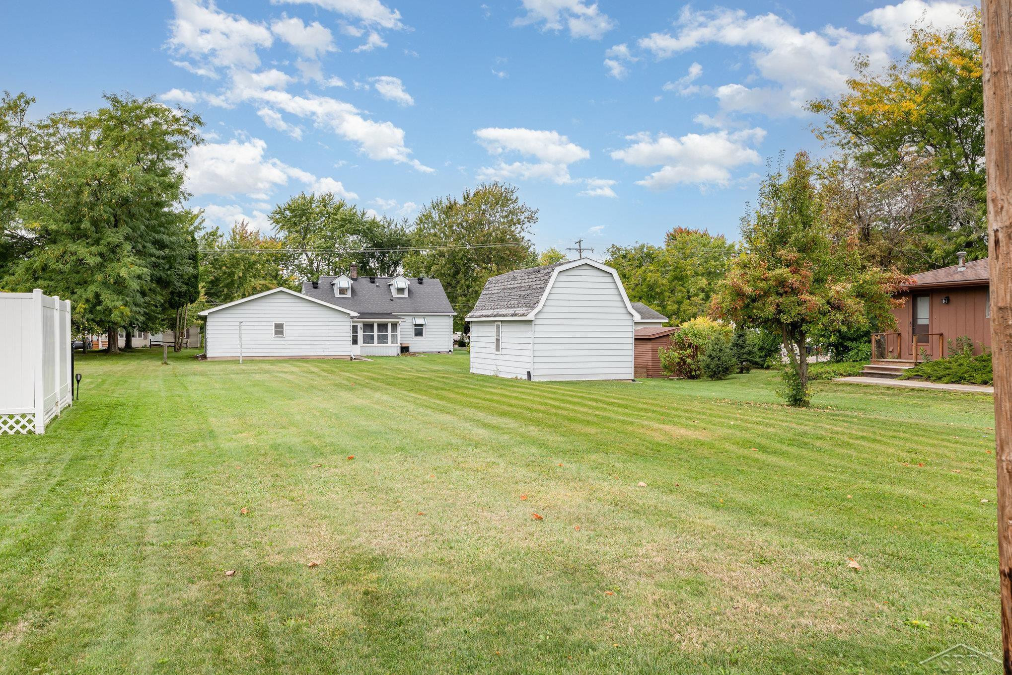 315 S Second Street, Freeland, MI 48623 — Photo 15