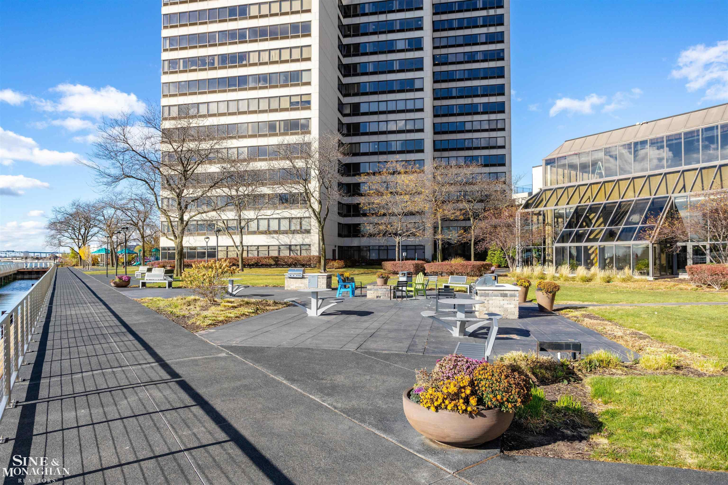 1001 W Jefferson Avenue, 10B, Detroit, MI 48226 — Photo 36