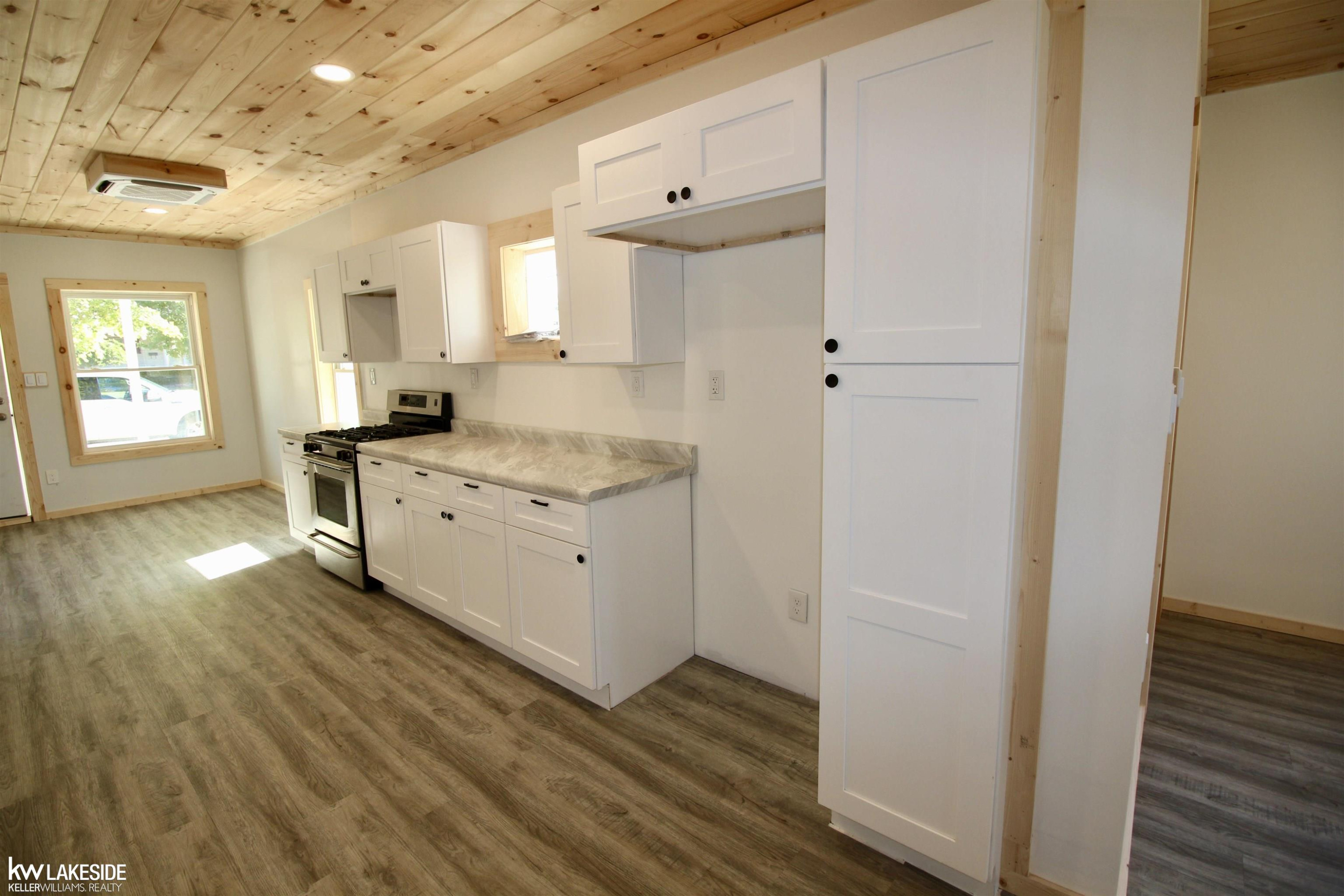 69011 Stone Street, Richmond, MI 48062 — Photo 5