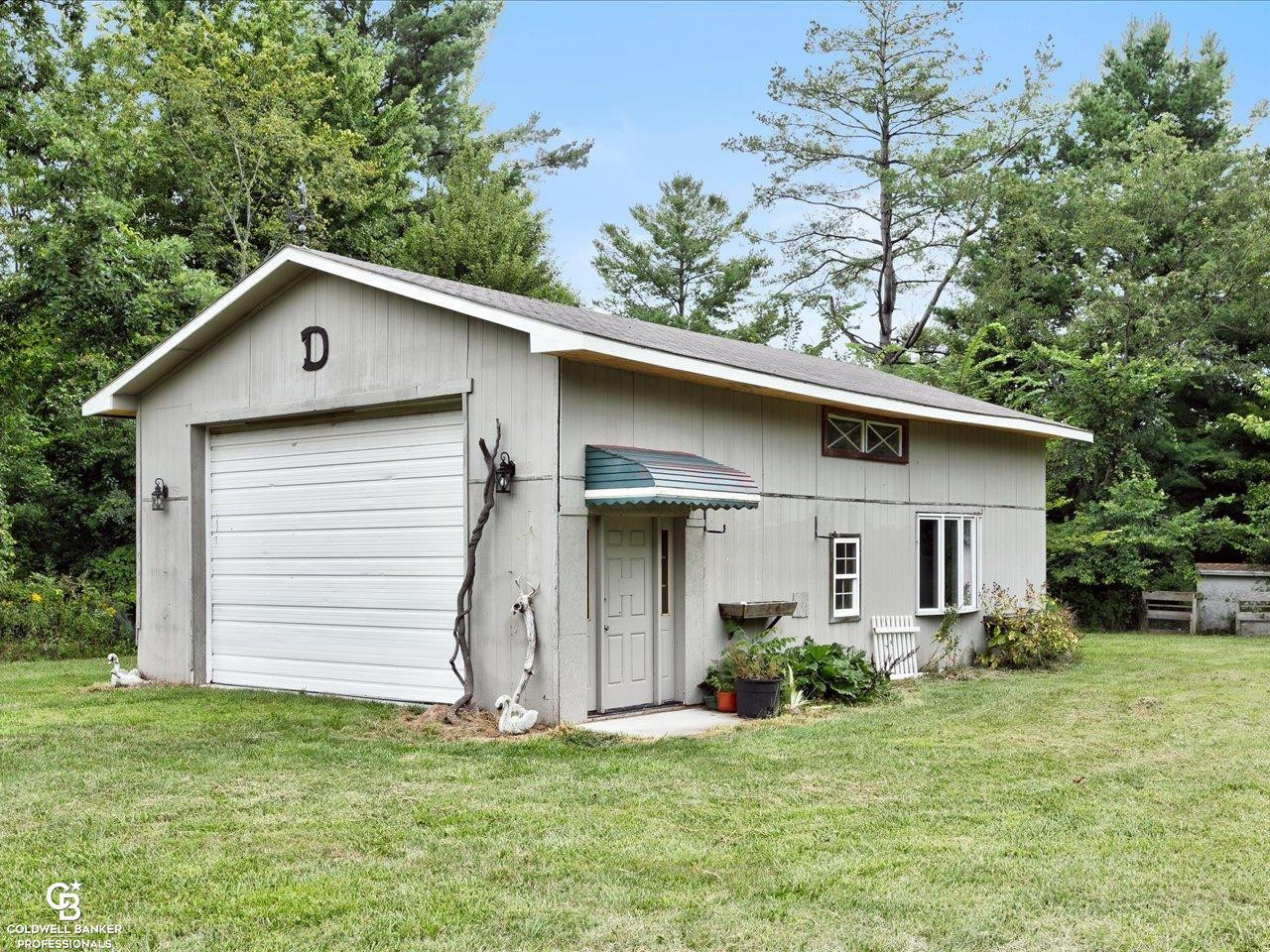 7171 Hewitt Road, MI 48032 — Photo 4