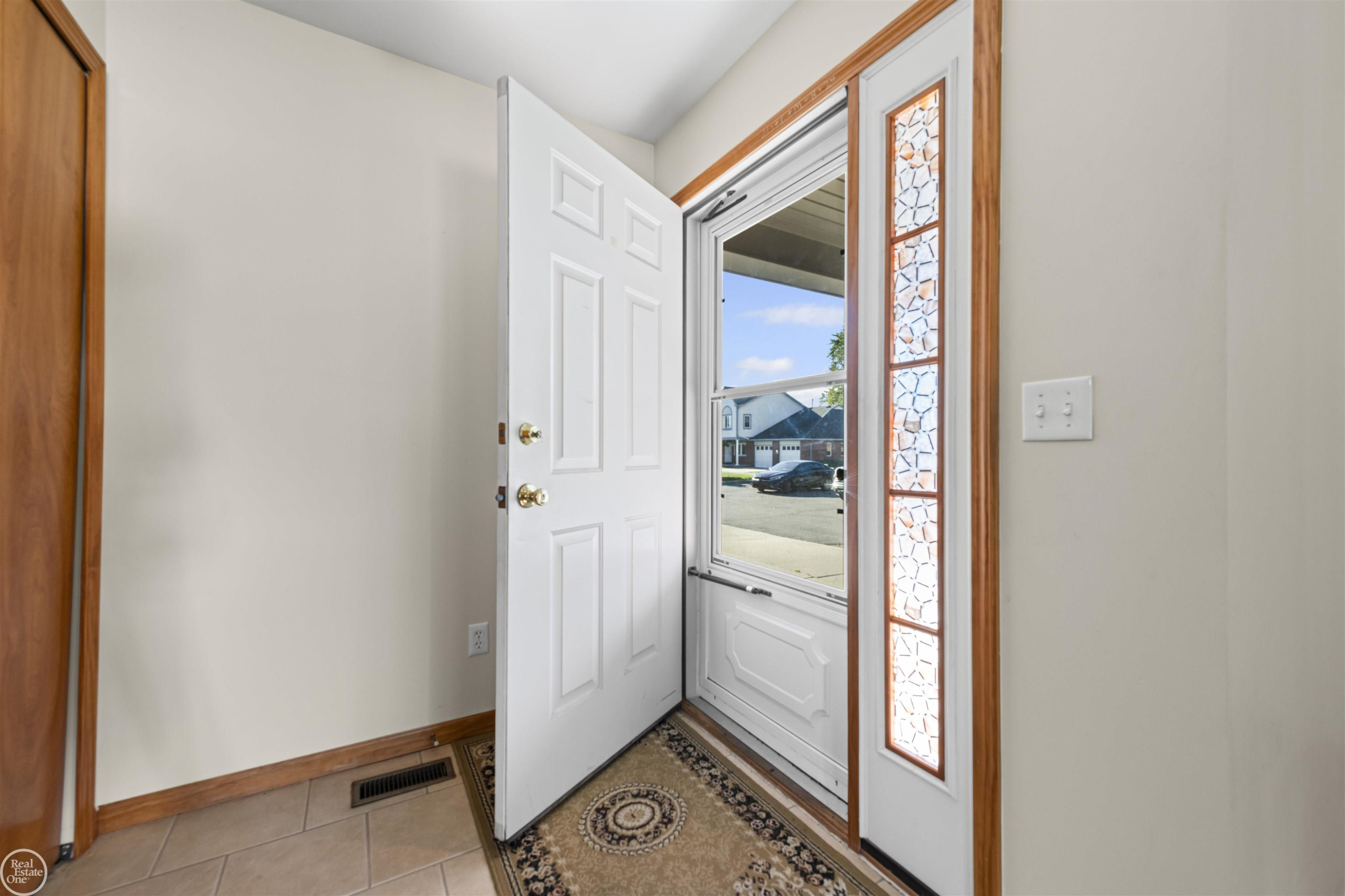 328 Heritage Way, Algonac, MI 48001 — Photo 4