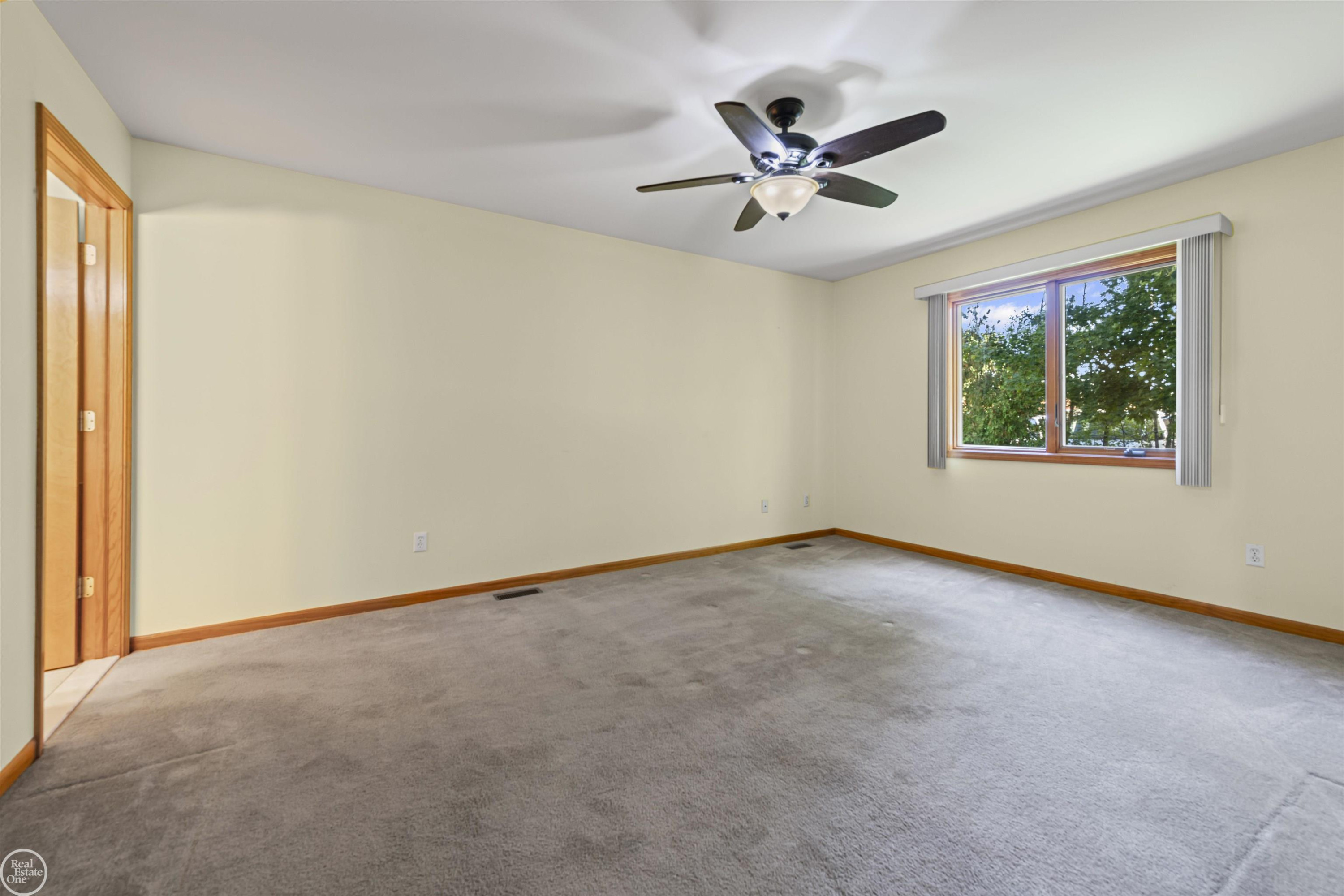 328 Heritage Way, Algonac, MI 48001 — Photo 12