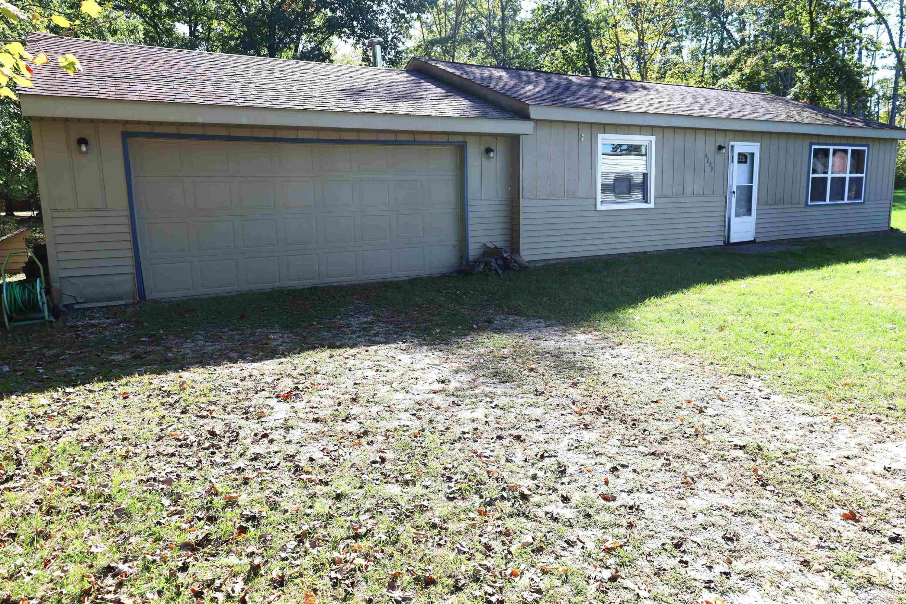 4289 Chappel Drive, Gladwin, MI 48624 — Photo 10