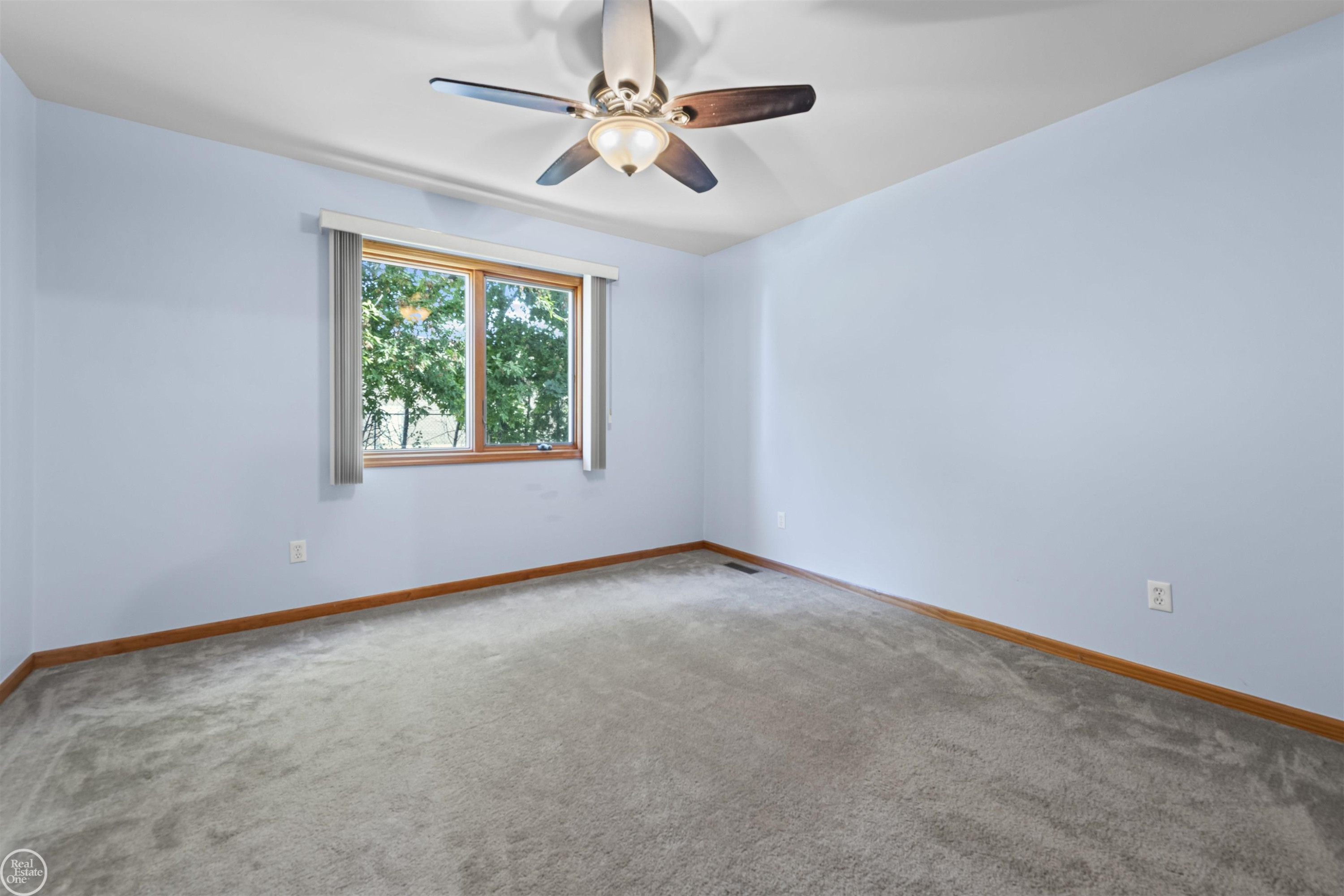 328 Heritage Way, Algonac, MI 48001 — Photo 16