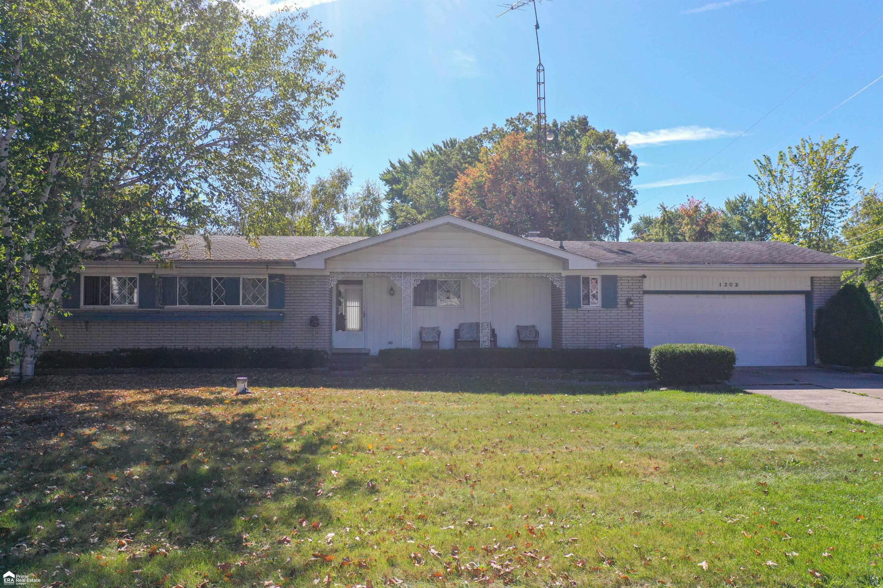 2780 Naples Court, Lapeer, MI, 48446