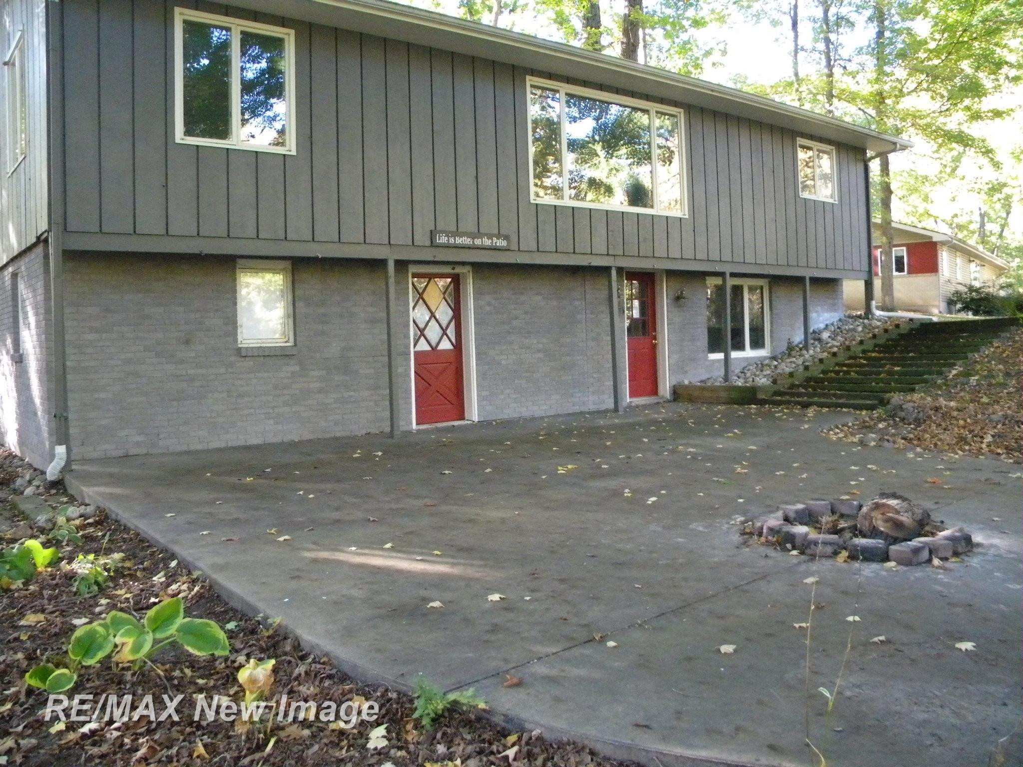 667 E Whitethorn Drive, Midland, MI 48640 — Photo 4