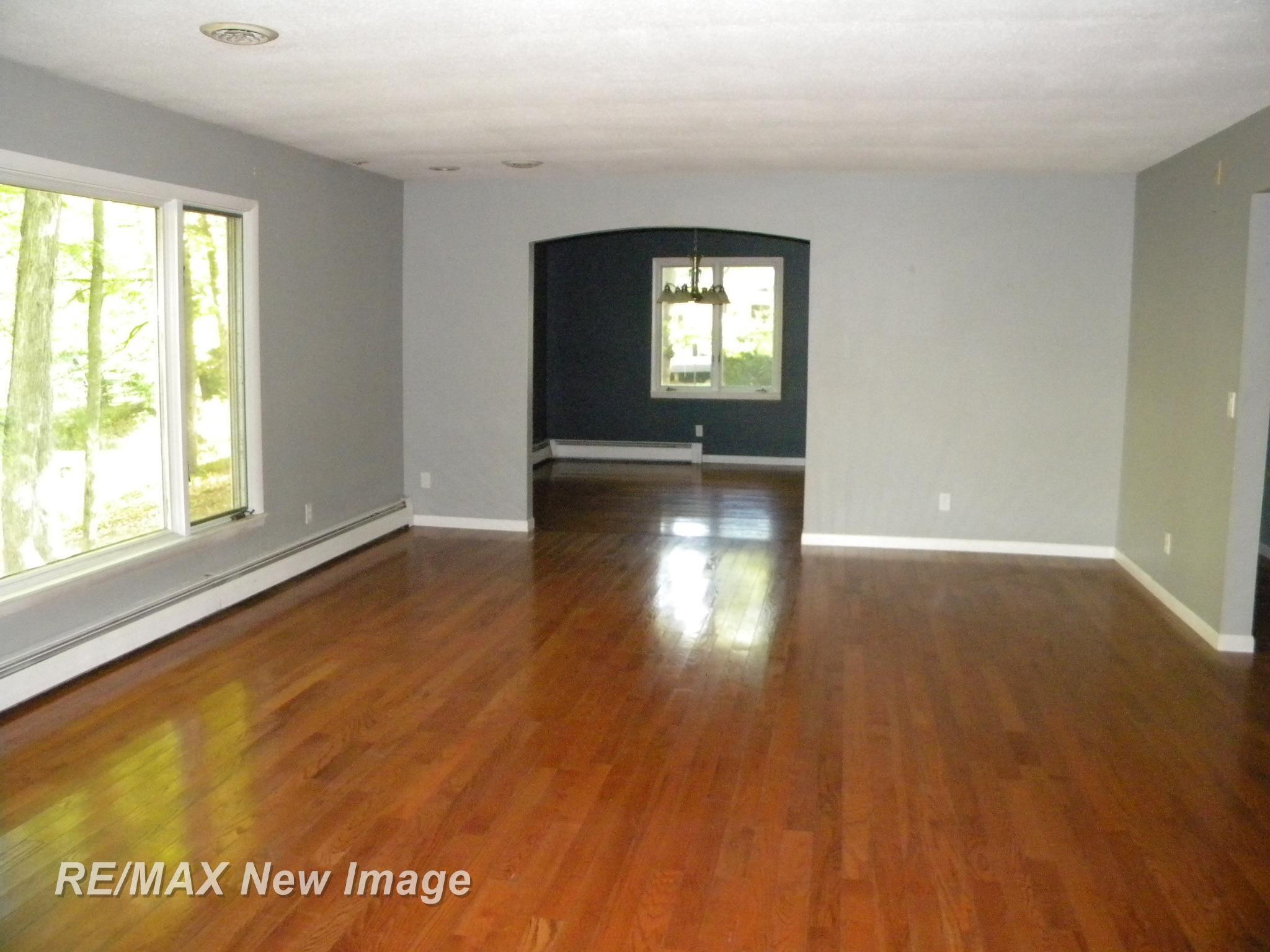 667 E Whitethorn Drive, Midland, MI 48640 — Photo 6