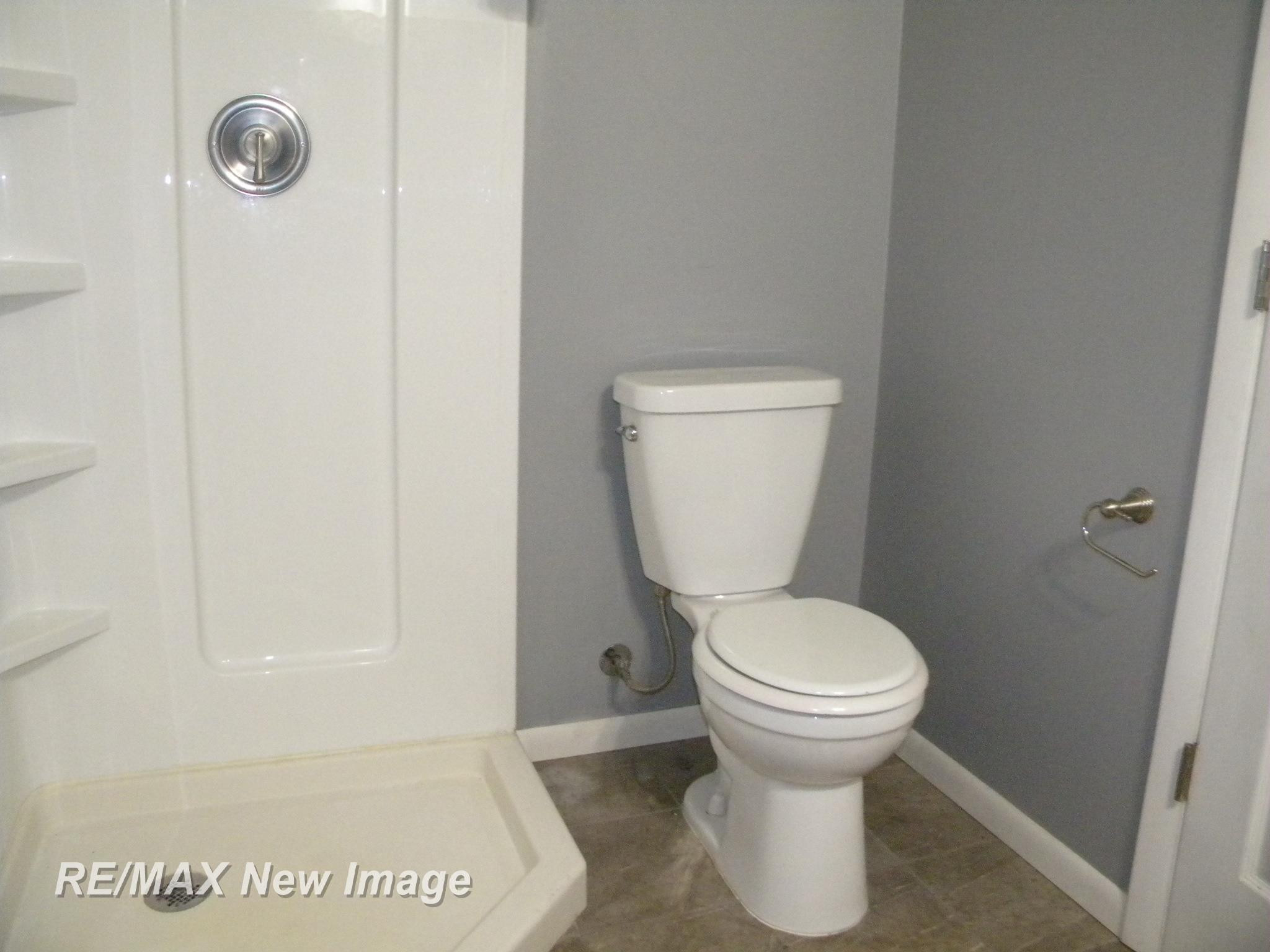 667 E Whitethorn Drive, Midland, MI 48640 — Photo 14