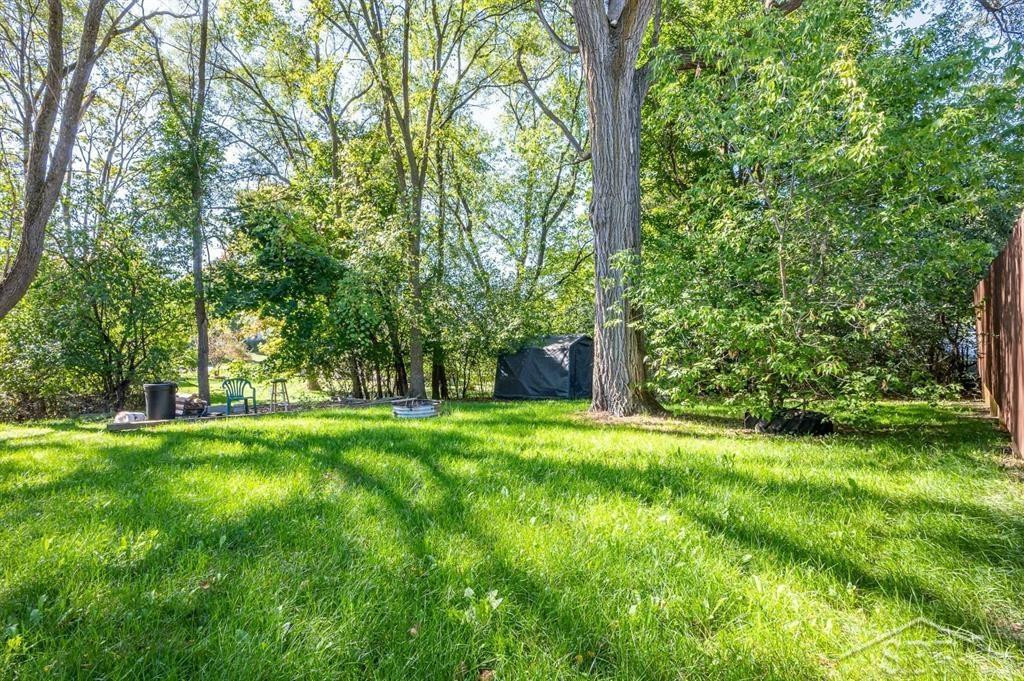 703 Maple Street, Clare, MI 48617 — Photo 22