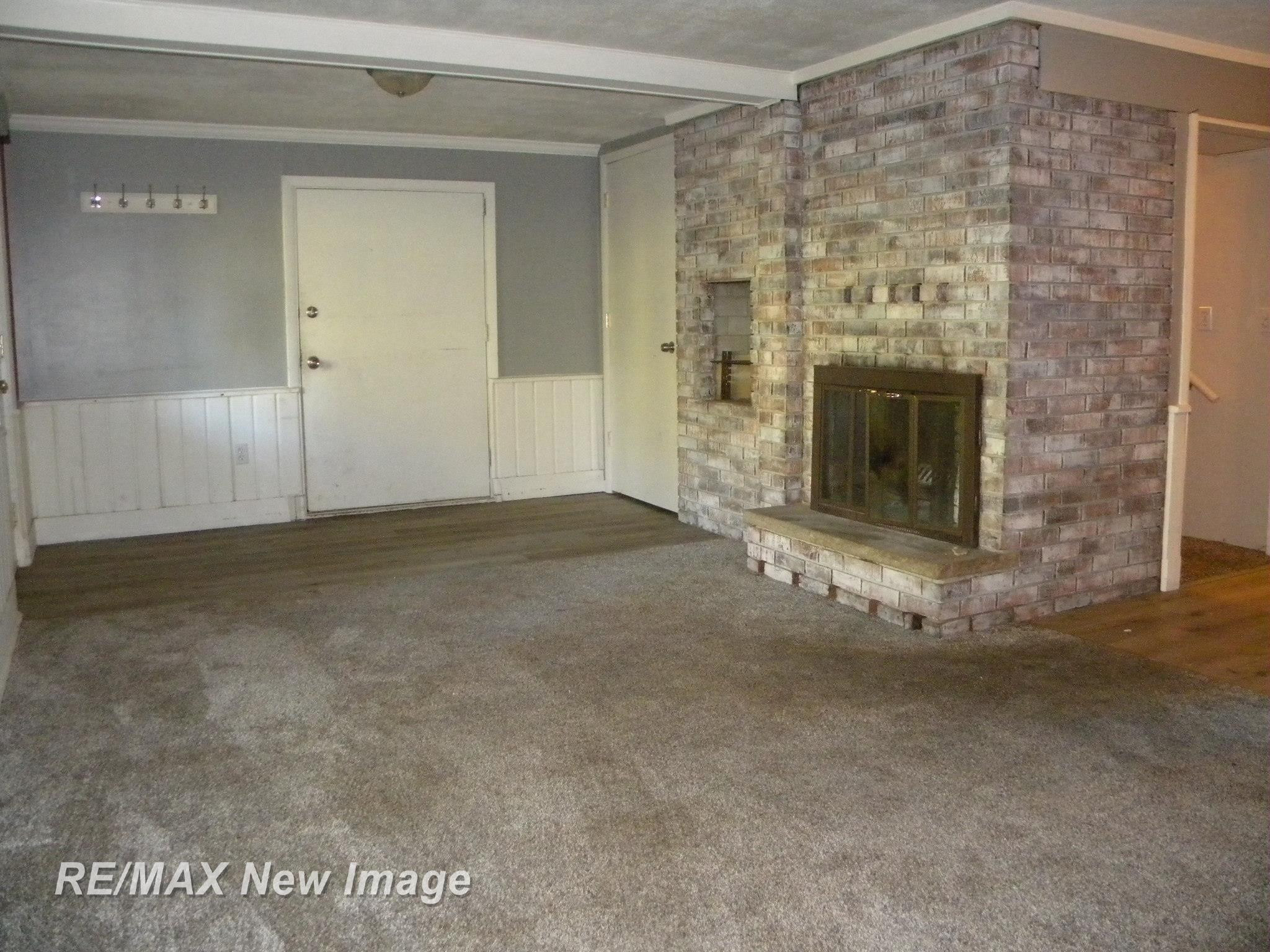 667 E Whitethorn Drive, Midland, MI 48640 — Photo 23