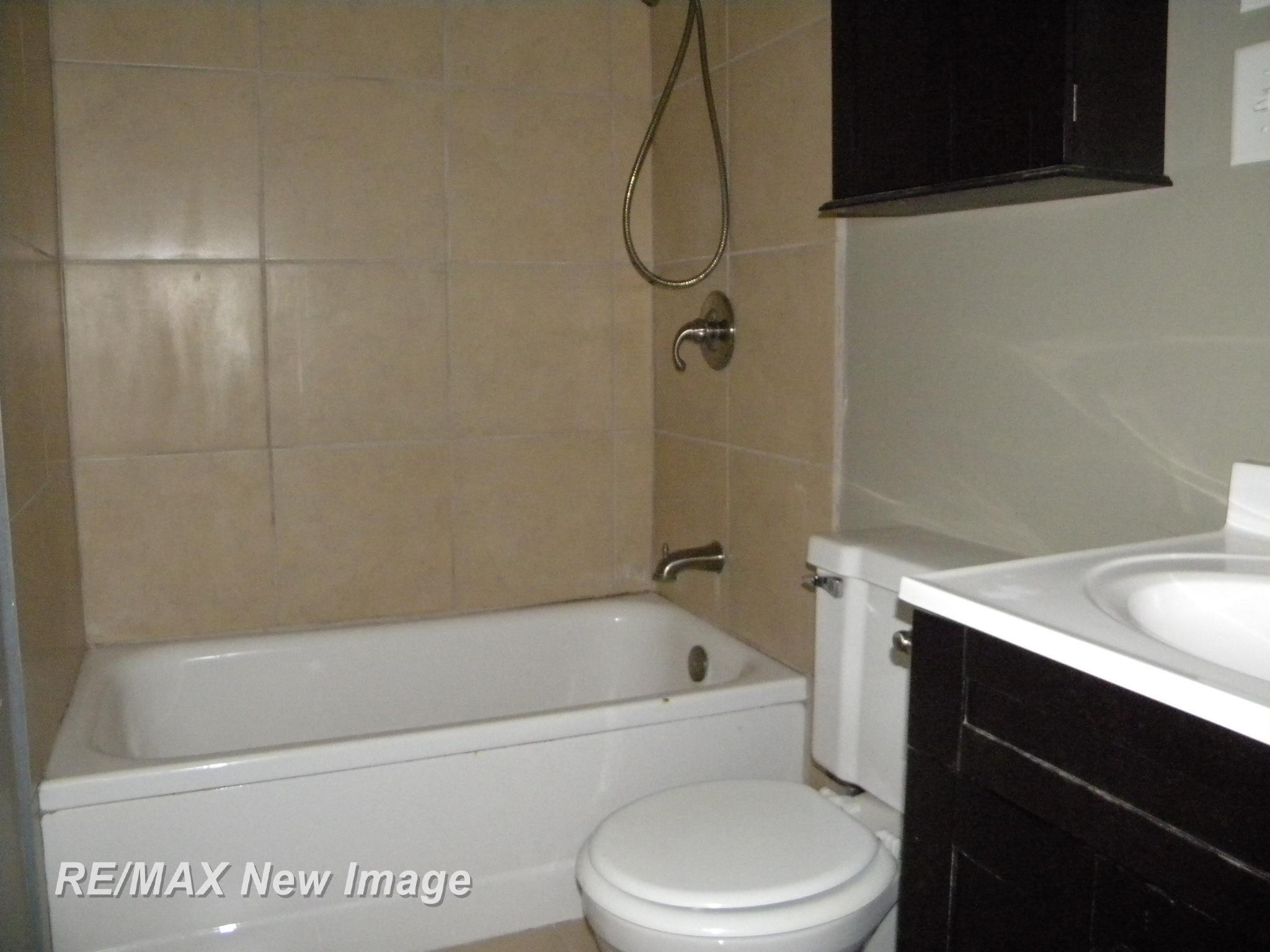 667 E Whitethorn Drive, Midland, MI 48640 — Photo 24