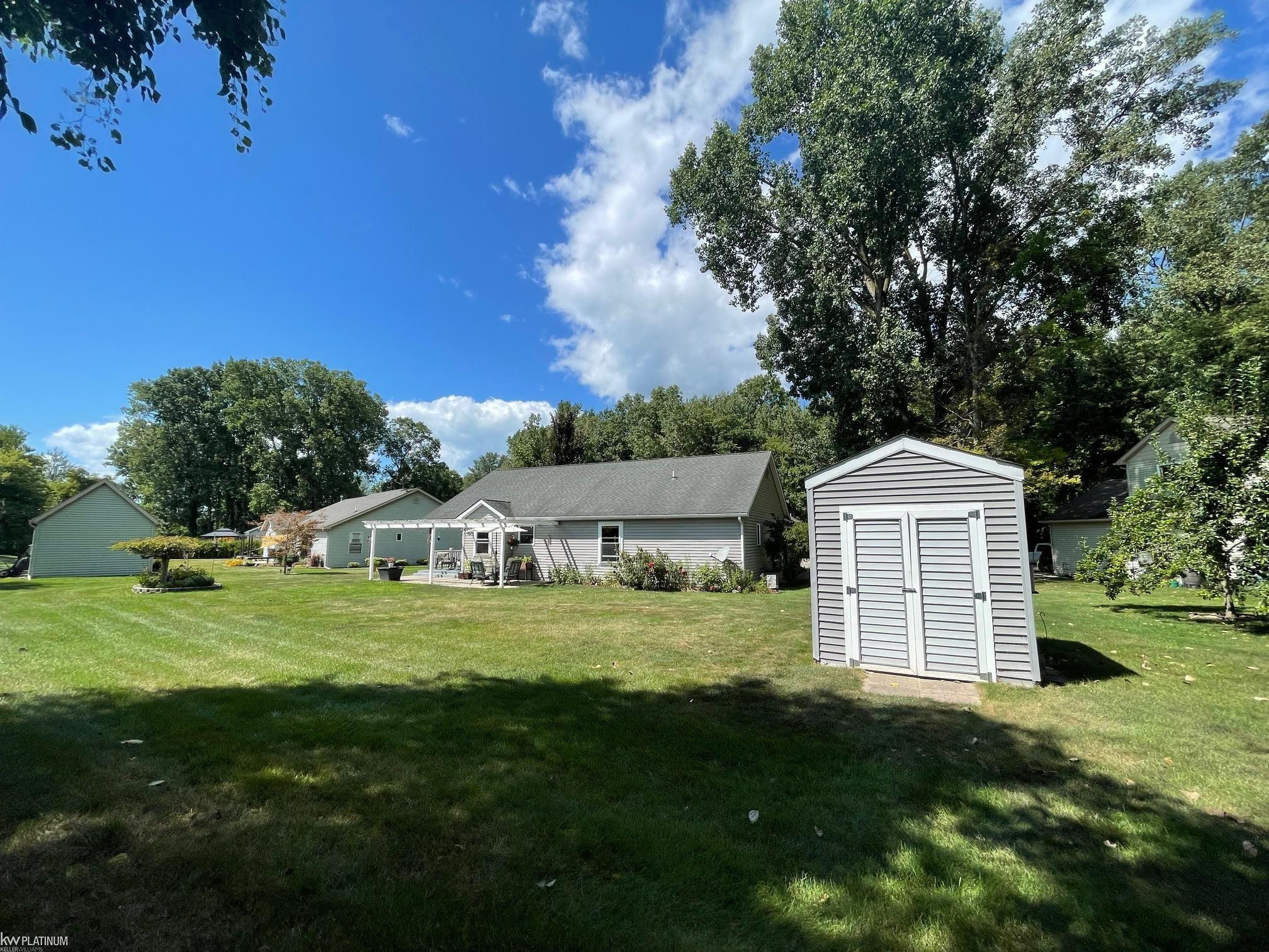 685 Townsend Court, Algonac, MI 48001 — Photo 8