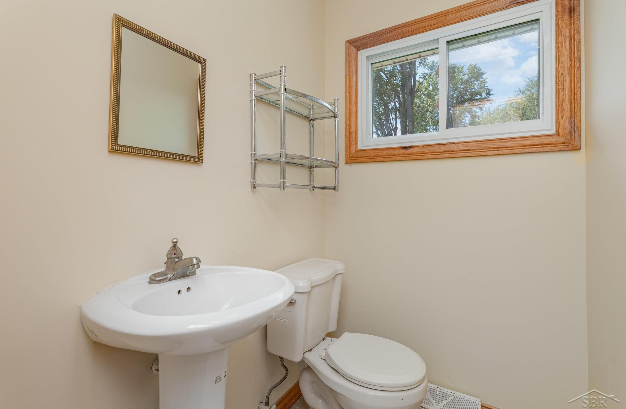 2671 N 8 Mile Road, Pinconning, MI 48650 — Photo 17
