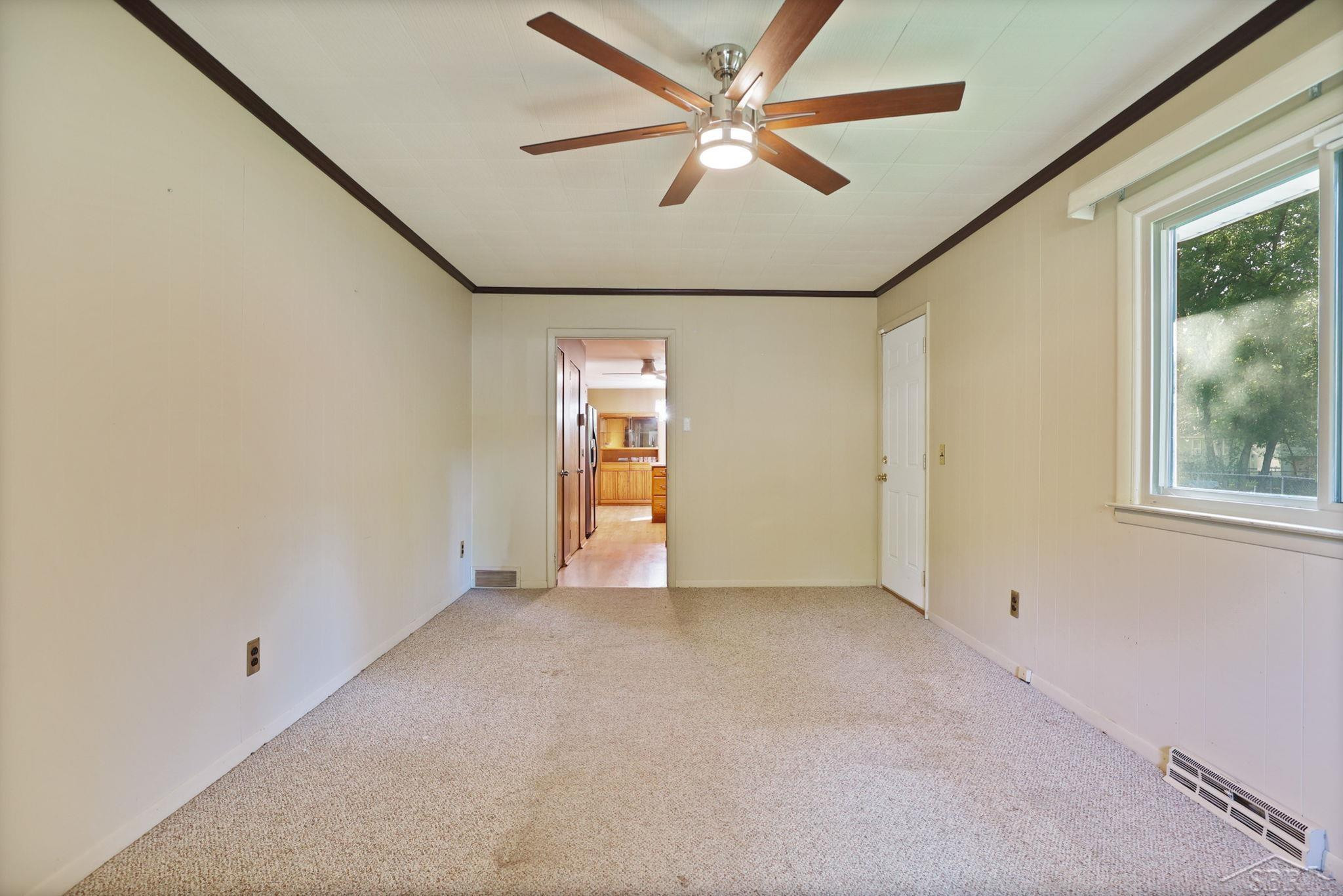 3565 E Diamondale Drive, Saginaw, MI 48601 — Photo 13