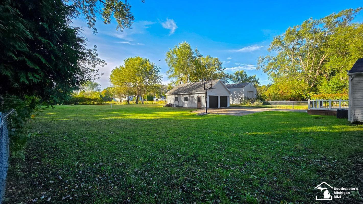 13171 S Dixie Highway, La Salle, MI — Photo 3