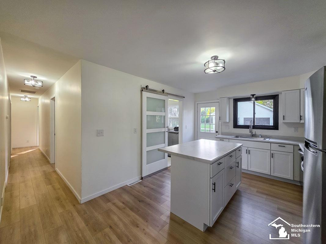 13171 S Dixie Highway, La Salle, MI — Photo 11