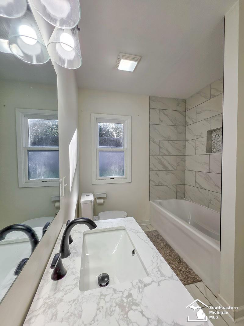 13171 S Dixie Highway, La Salle, MI — Photo 13