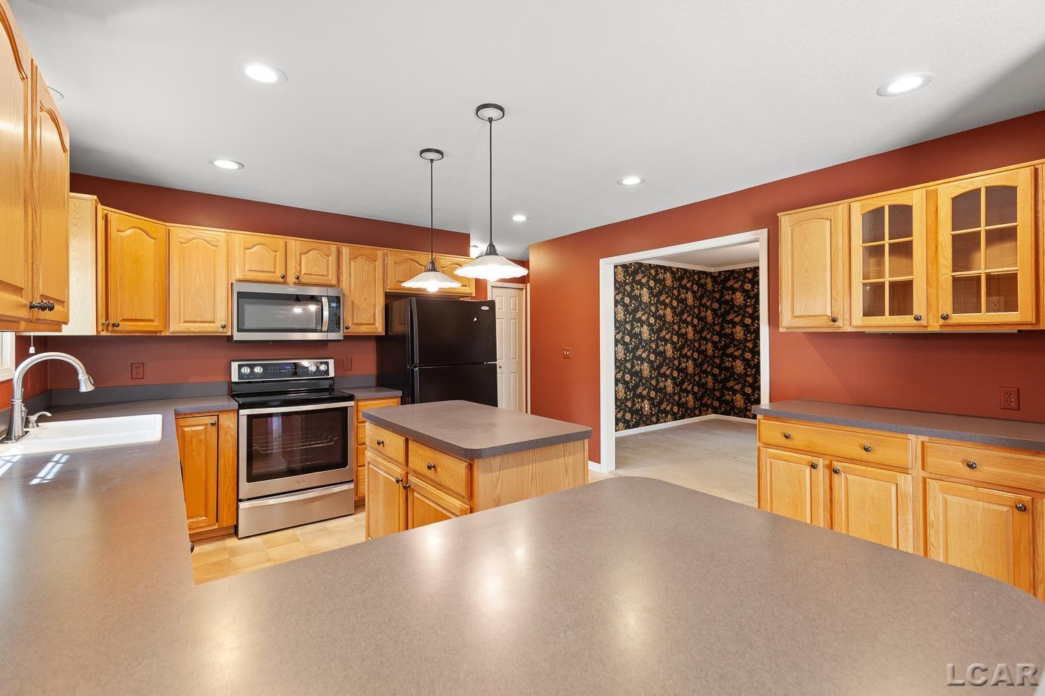 2306 WOODLAWN Lane, Adrian, MI 49221 — Photo 7