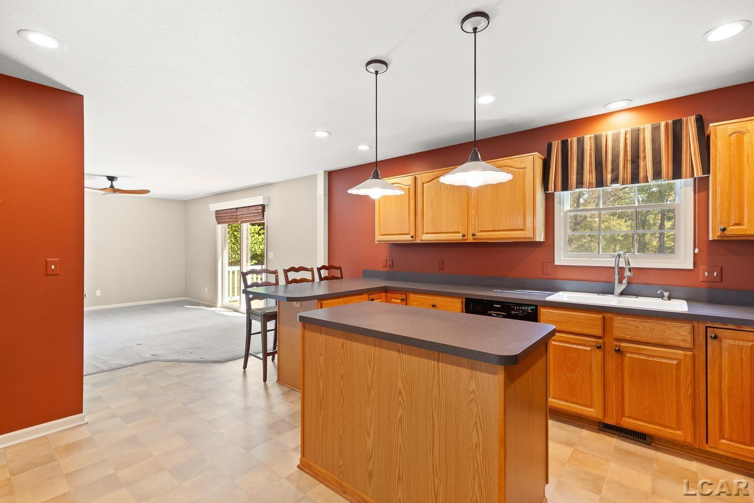 2306 WOODLAWN Lane, Adrian, MI 49221 — Photo 8